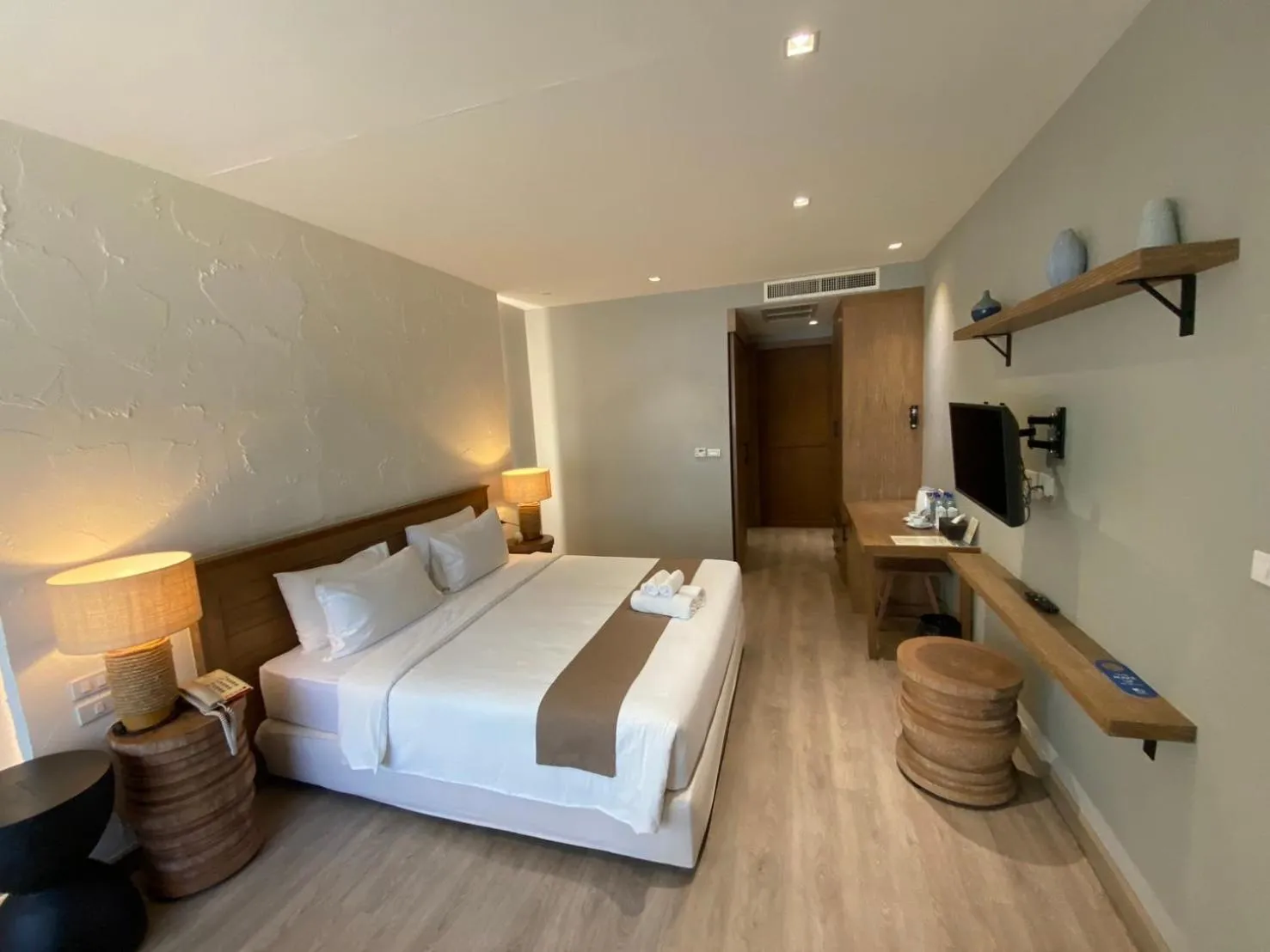 Bed in Saksiam Lakeside Resort