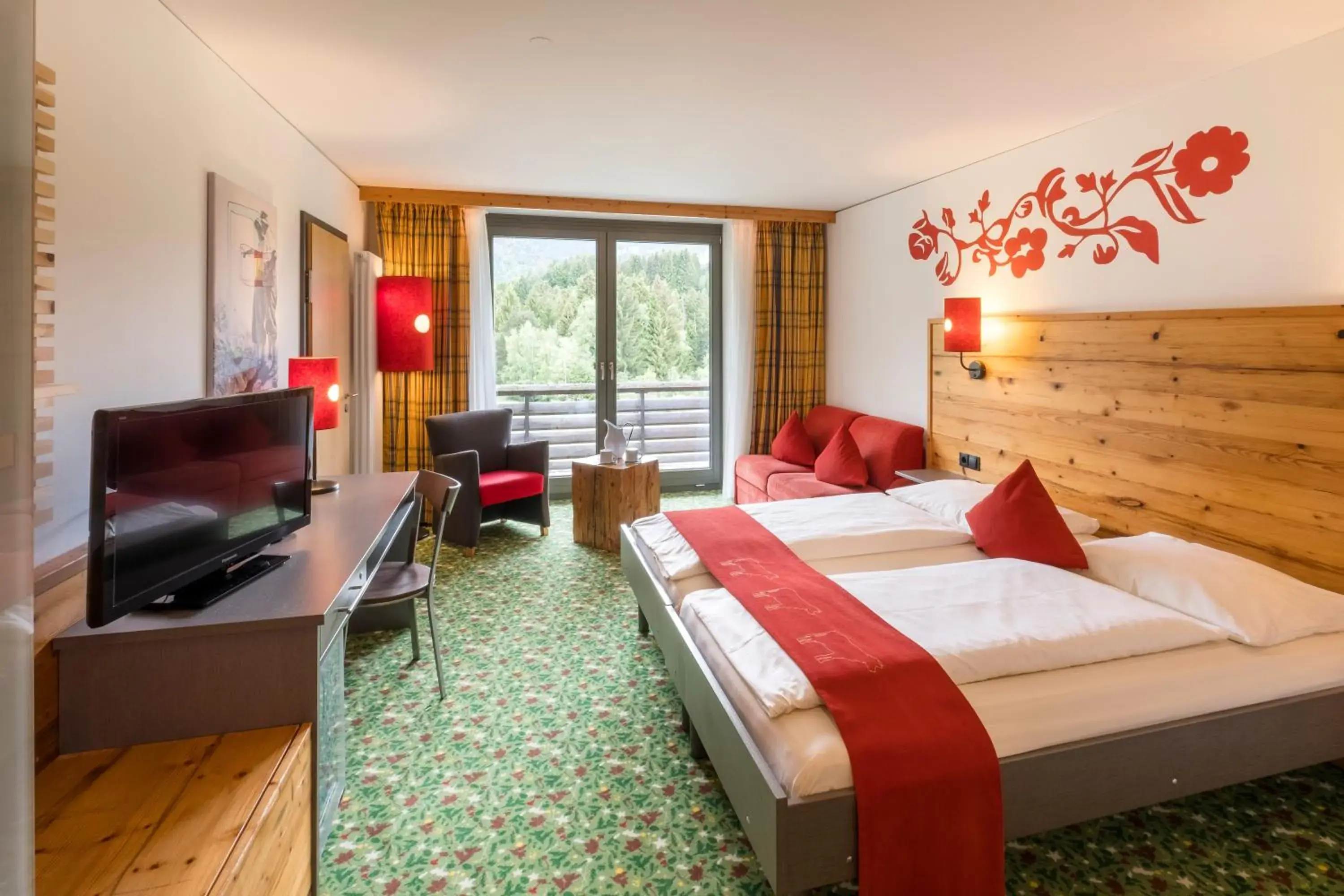 Double Room with Mountain View & Balcony - single occupancy in Hotel Oberstdorf Double Room with Mountain View & Balcony - single occupancy in Hotel Oberstdorf