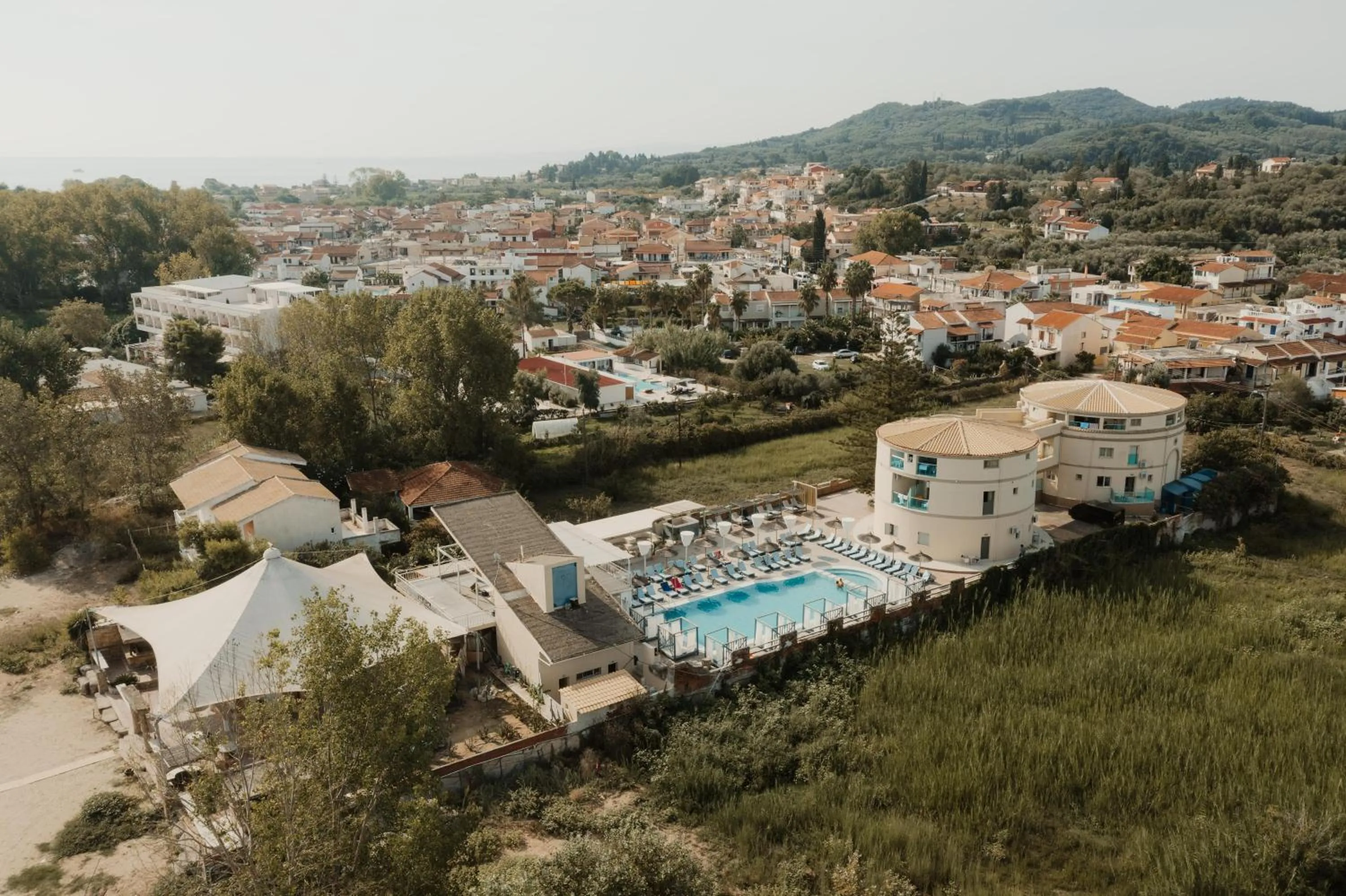 Property building in Island Kavos