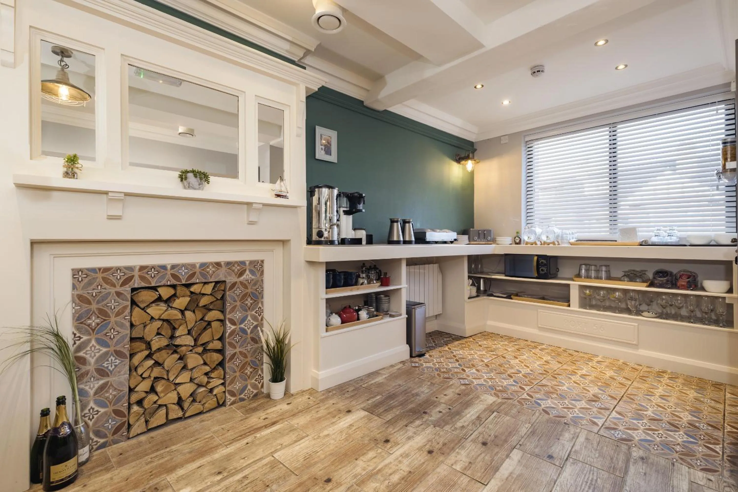 Dining area in Port 56