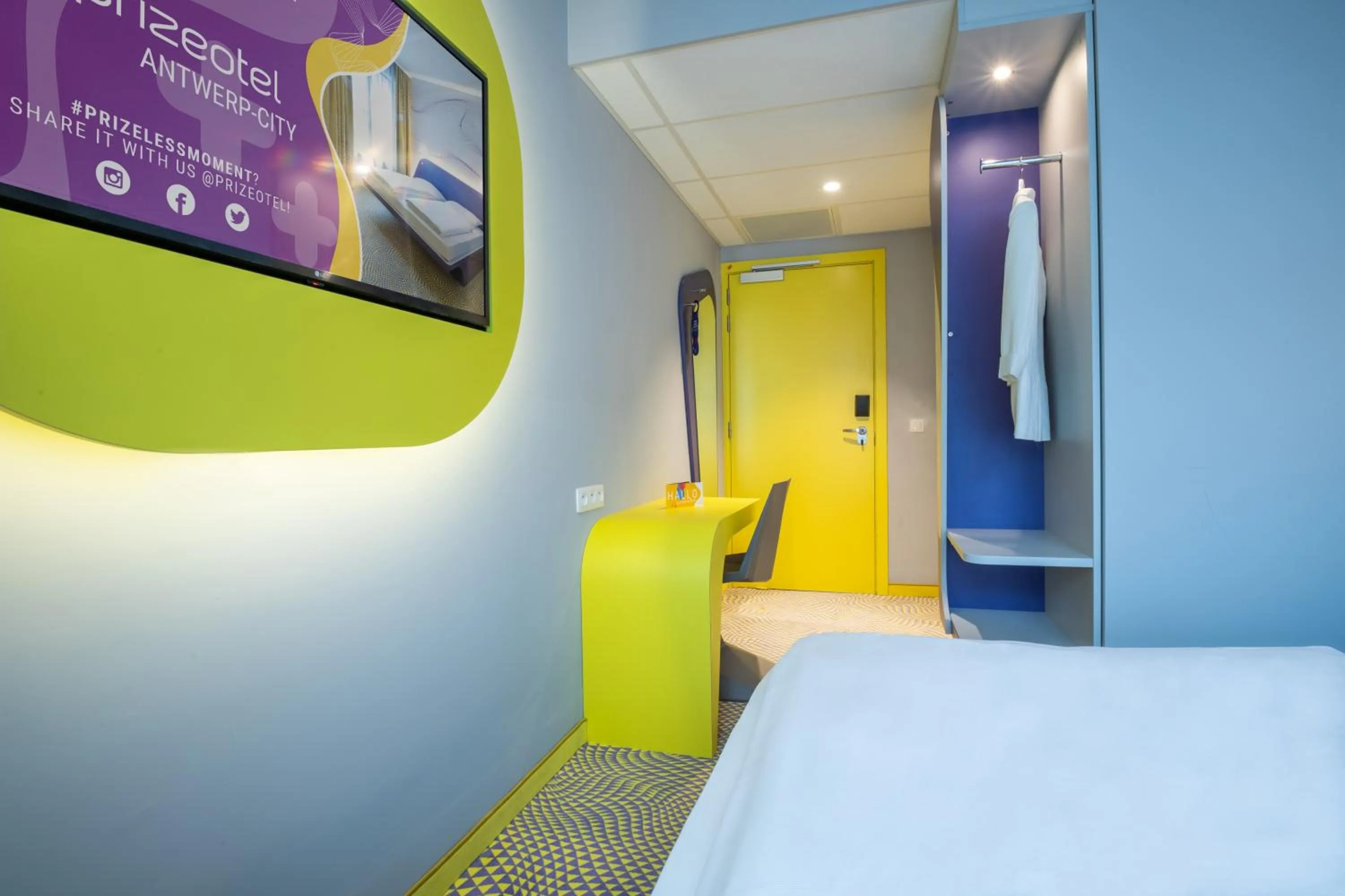 TV and multimedia, Bed in Prize by Radisson, Antwerp City