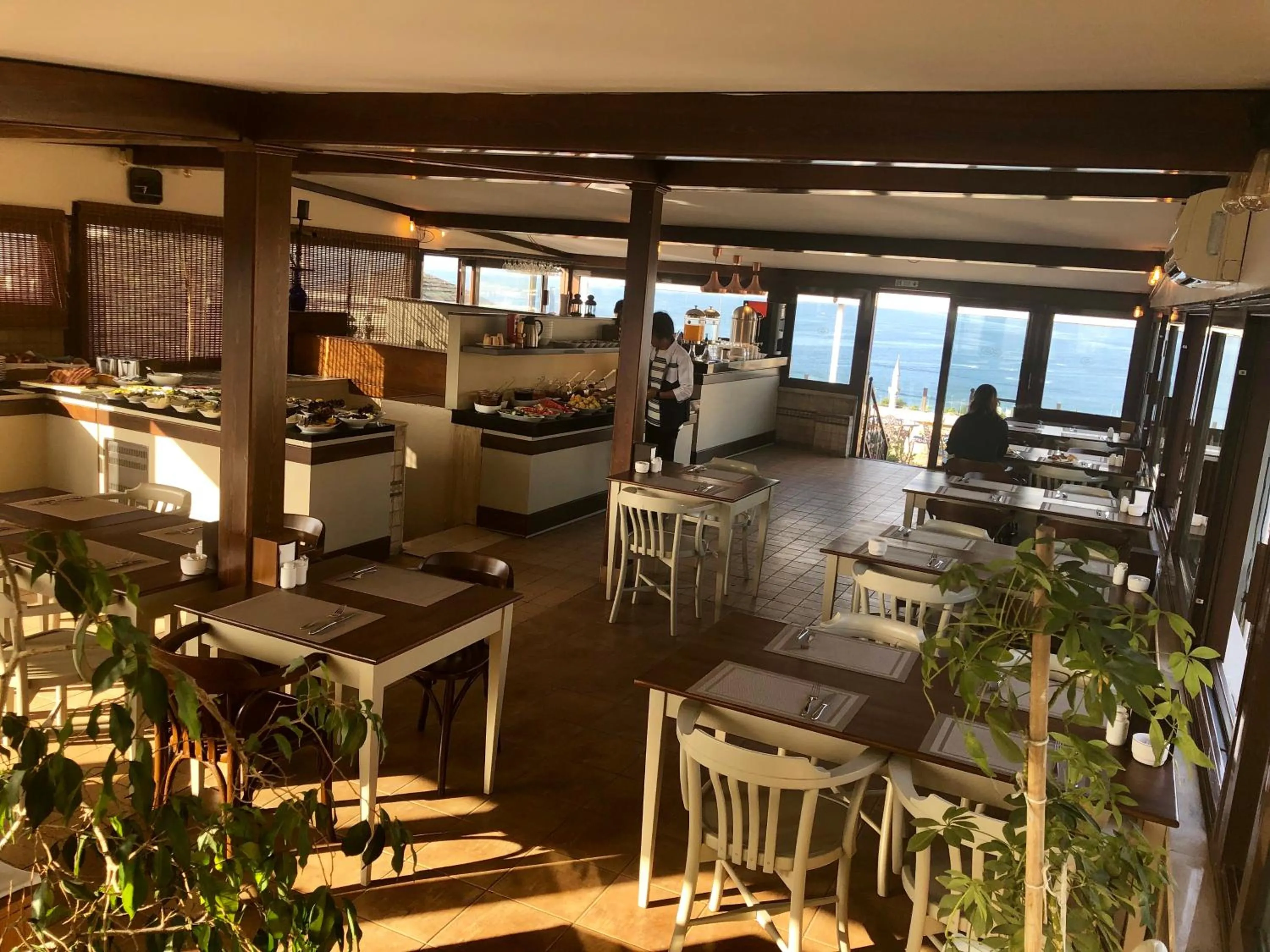 Breakfast in Fehmi Bey Suites