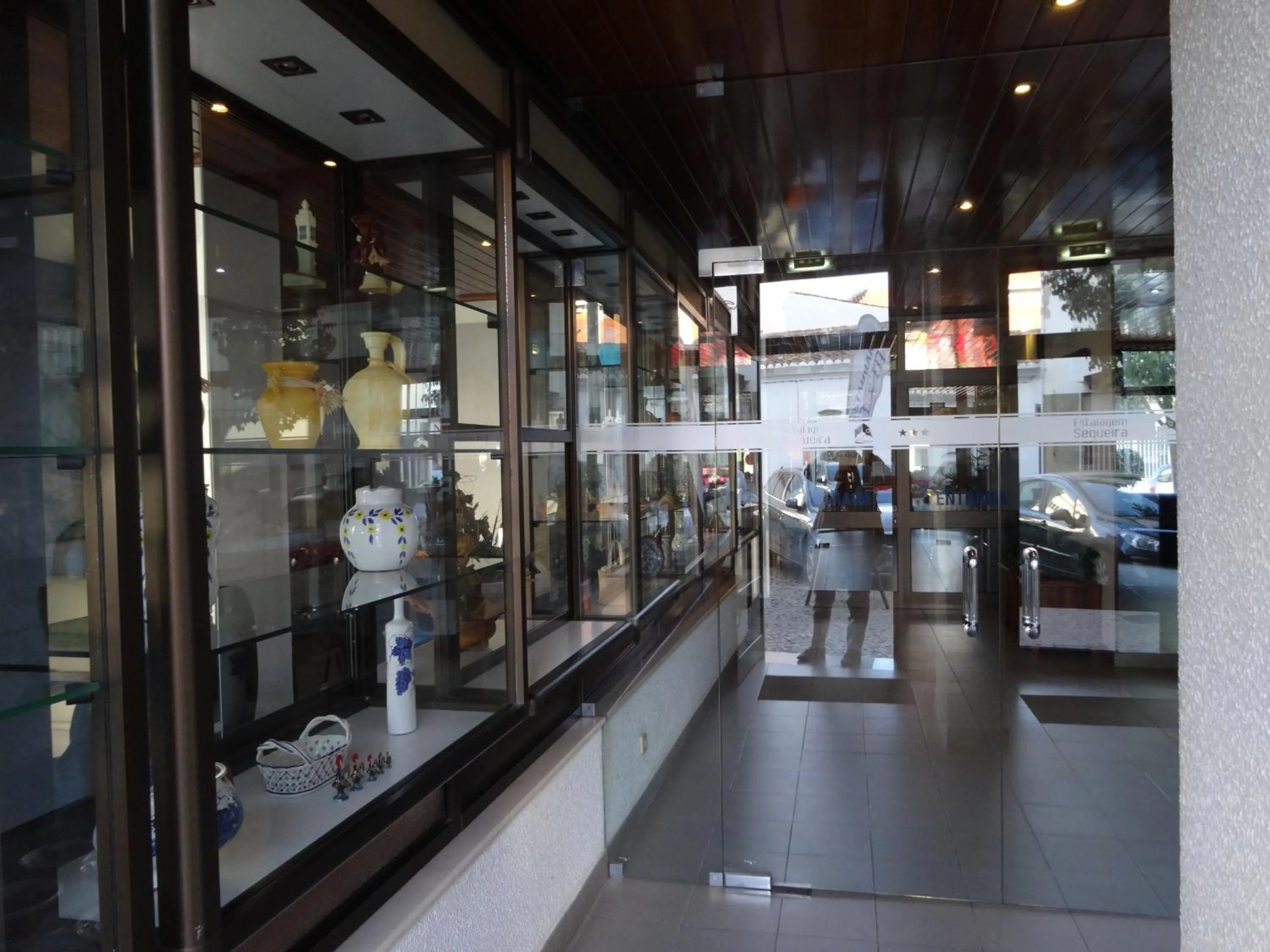 Facade/entrance in Estalagem Sequeira