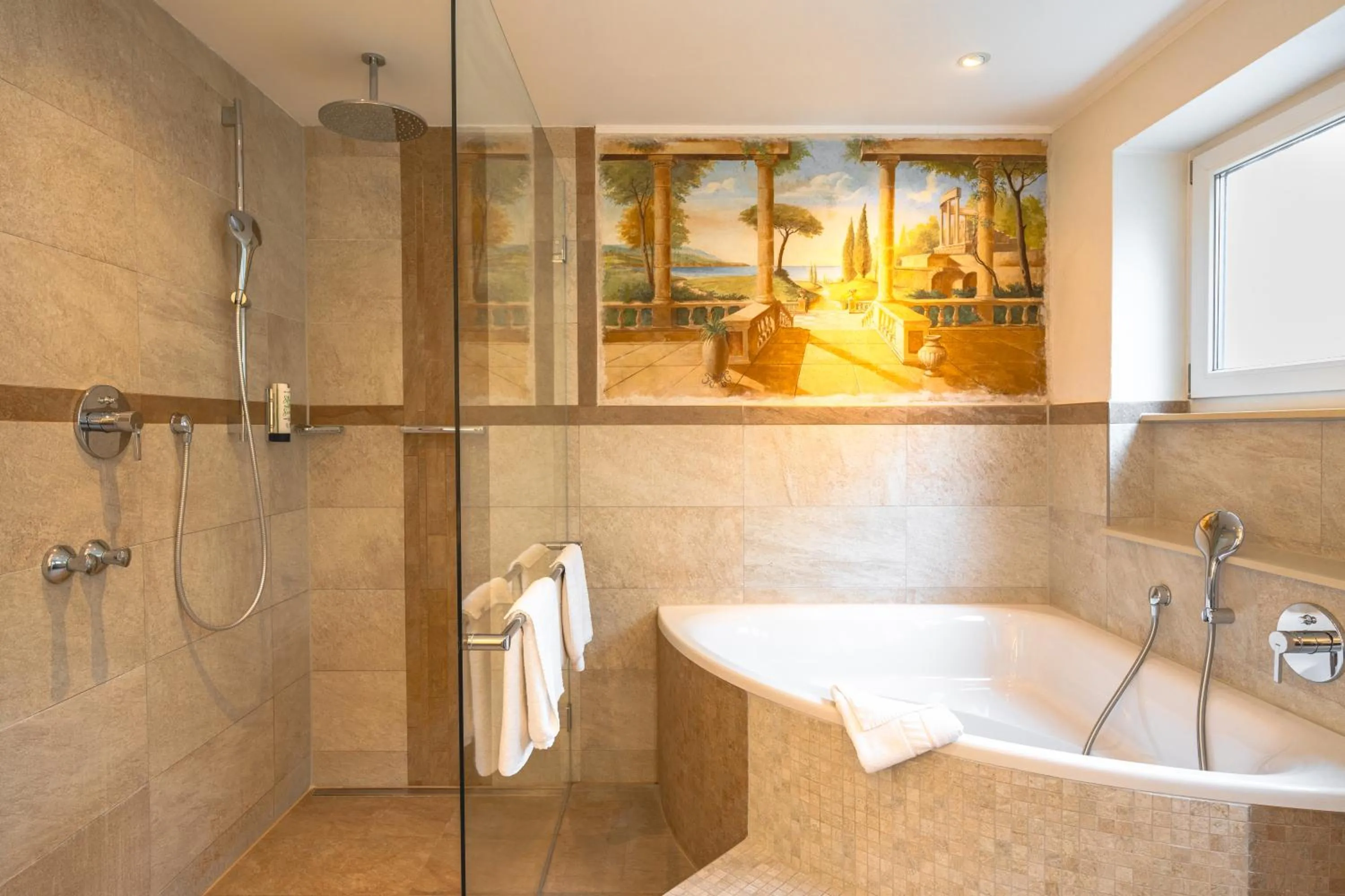 Shower in Parkhotel Crombach