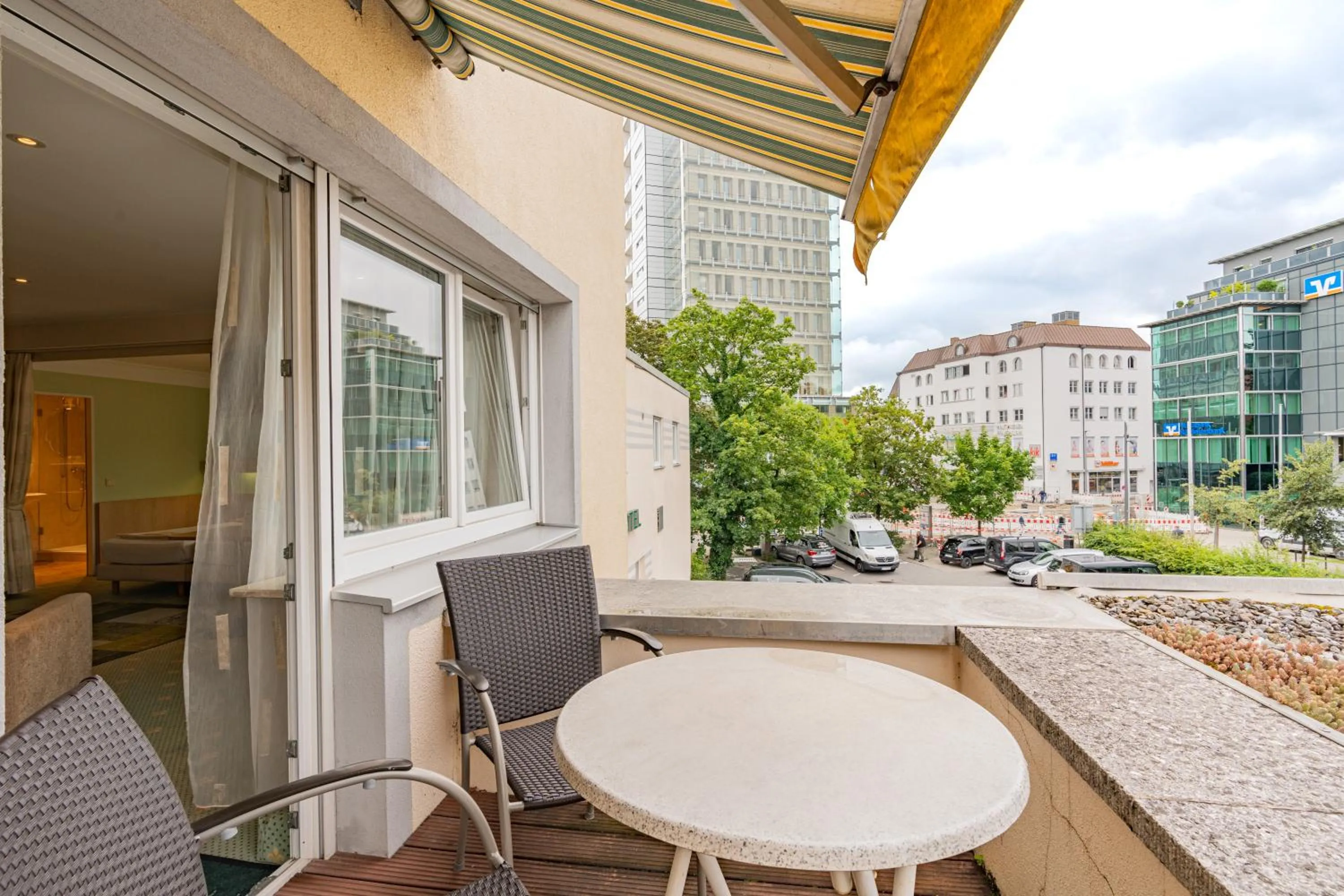 Property building in Parkhotel Crombach