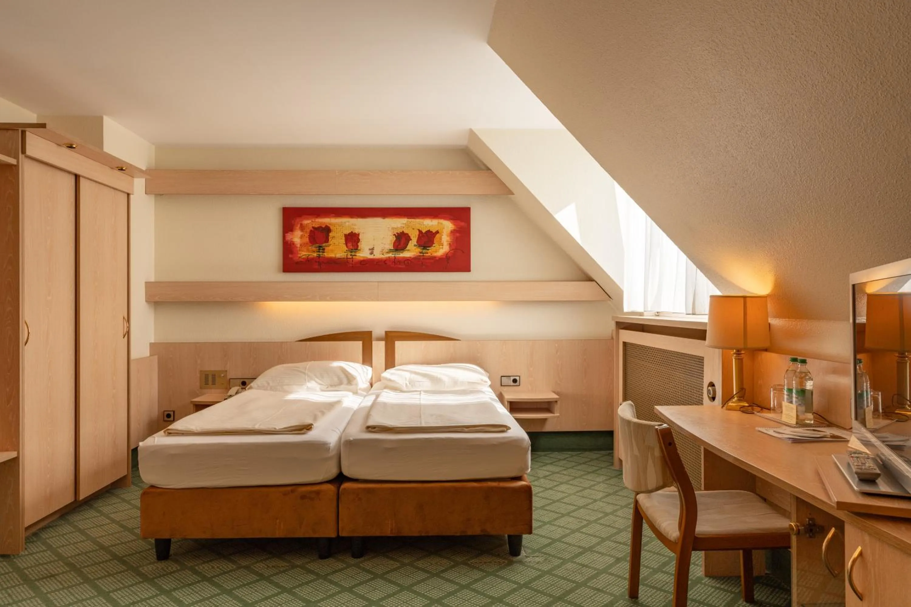 Bed in Parkhotel Crombach