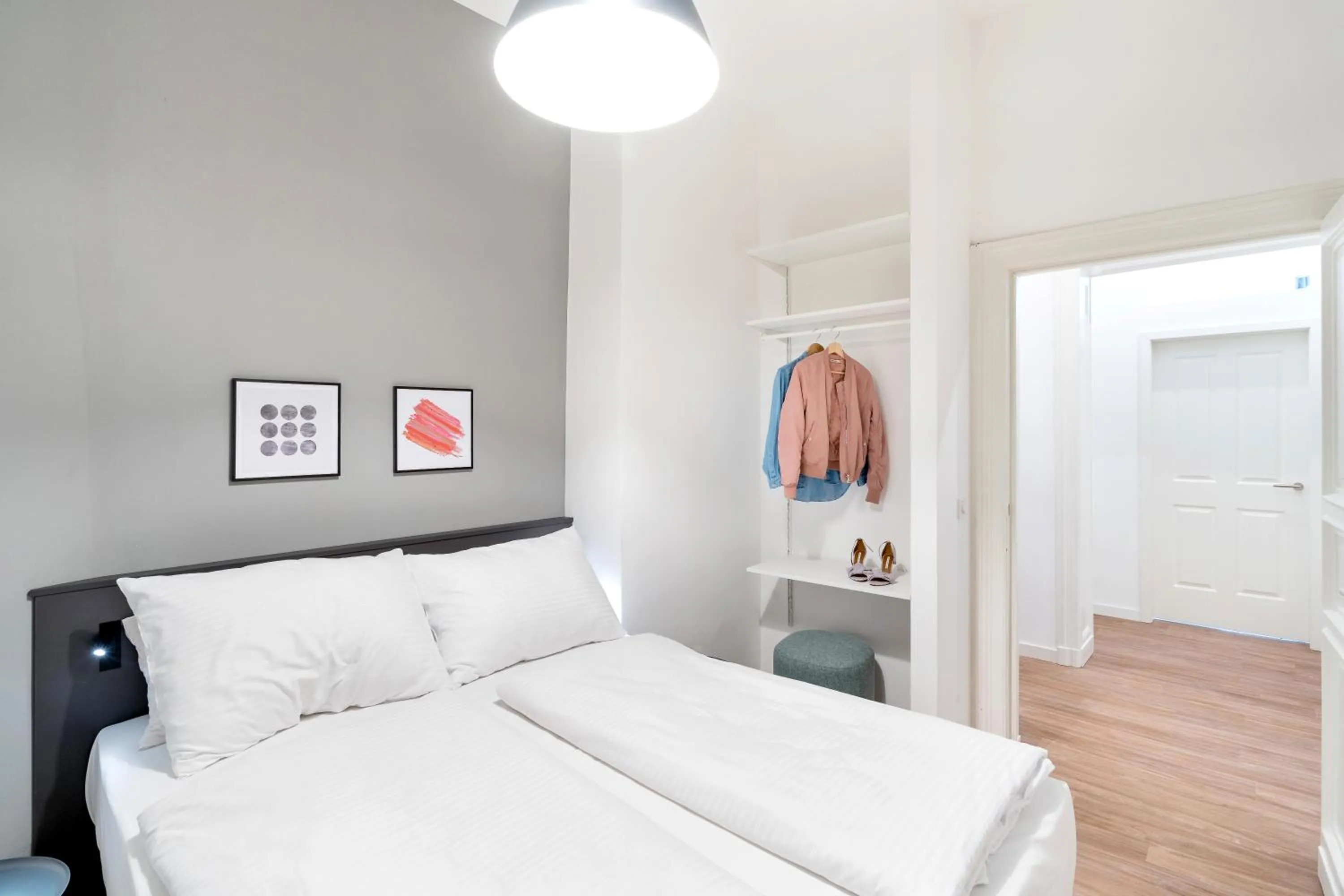 Bedroom, Bed in BENSIMON apartments Mitte/Wedding