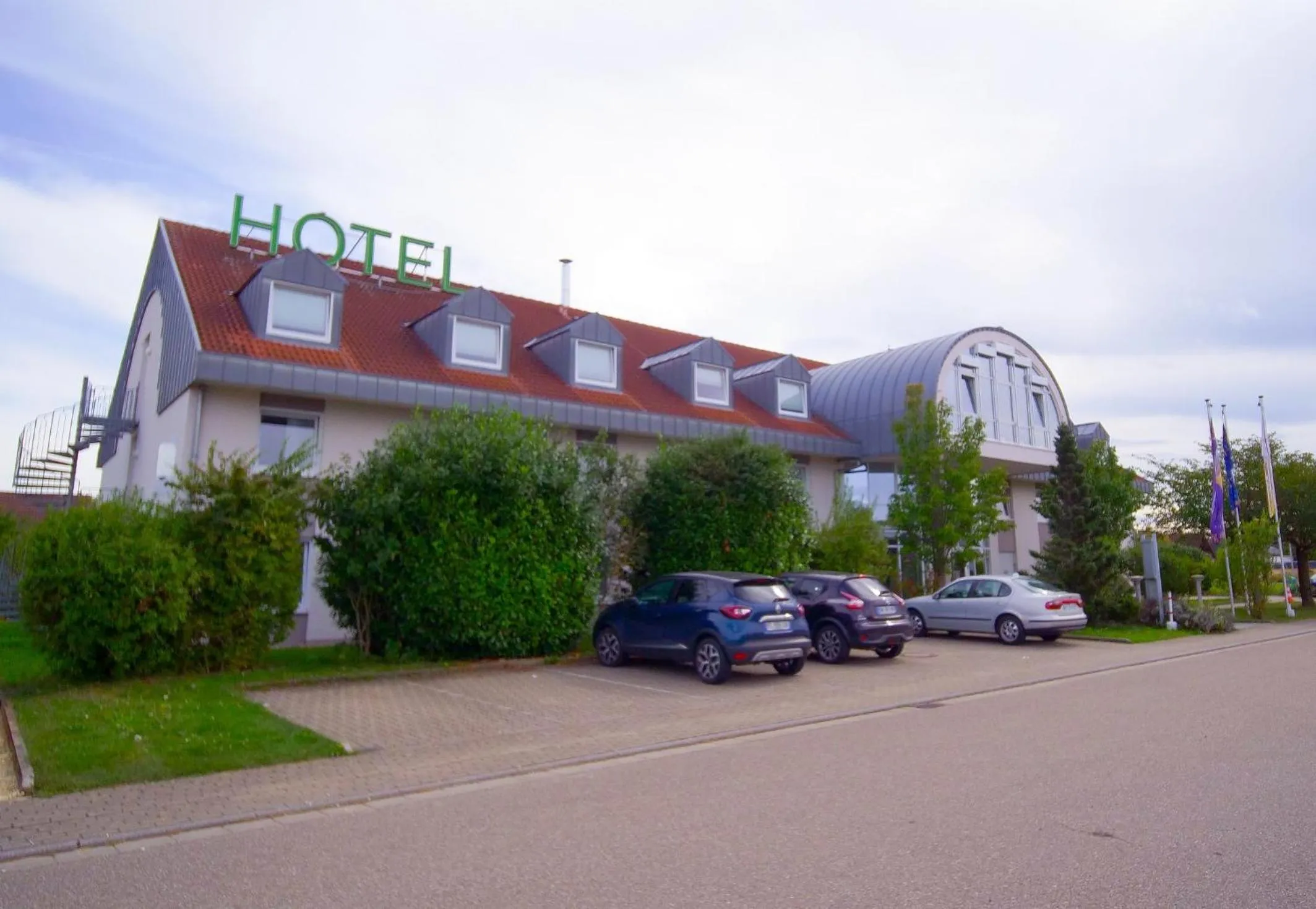 Property building in Hotel SunParc - SHUTTLE zum Europa-Park Rust 4km & Rulantica 2km