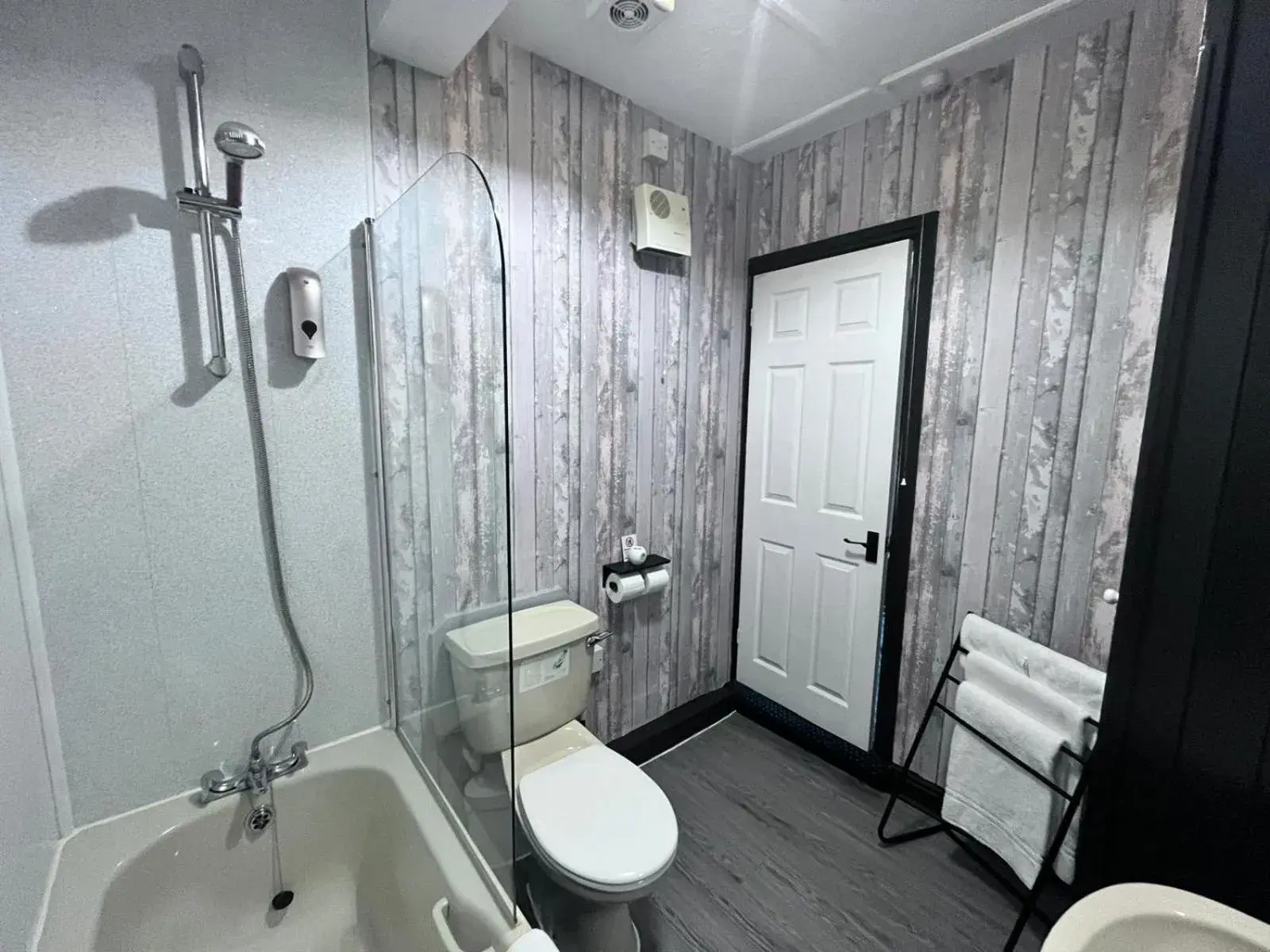 Double Room in Black Bull Hotel Double Room in Black Bull Hotel