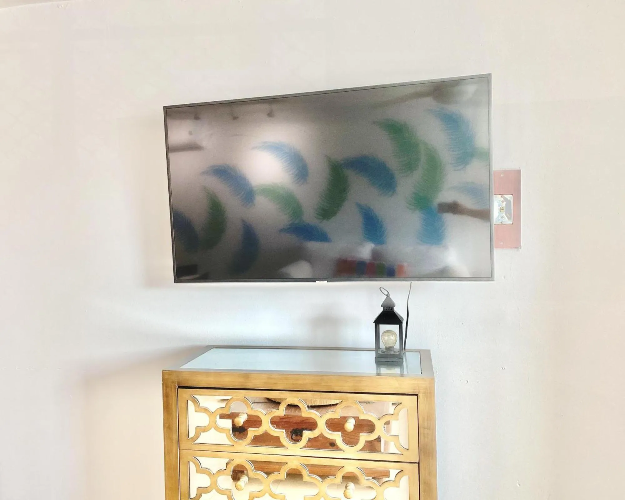 KASA El Sol by the Sea with Pool and Parking