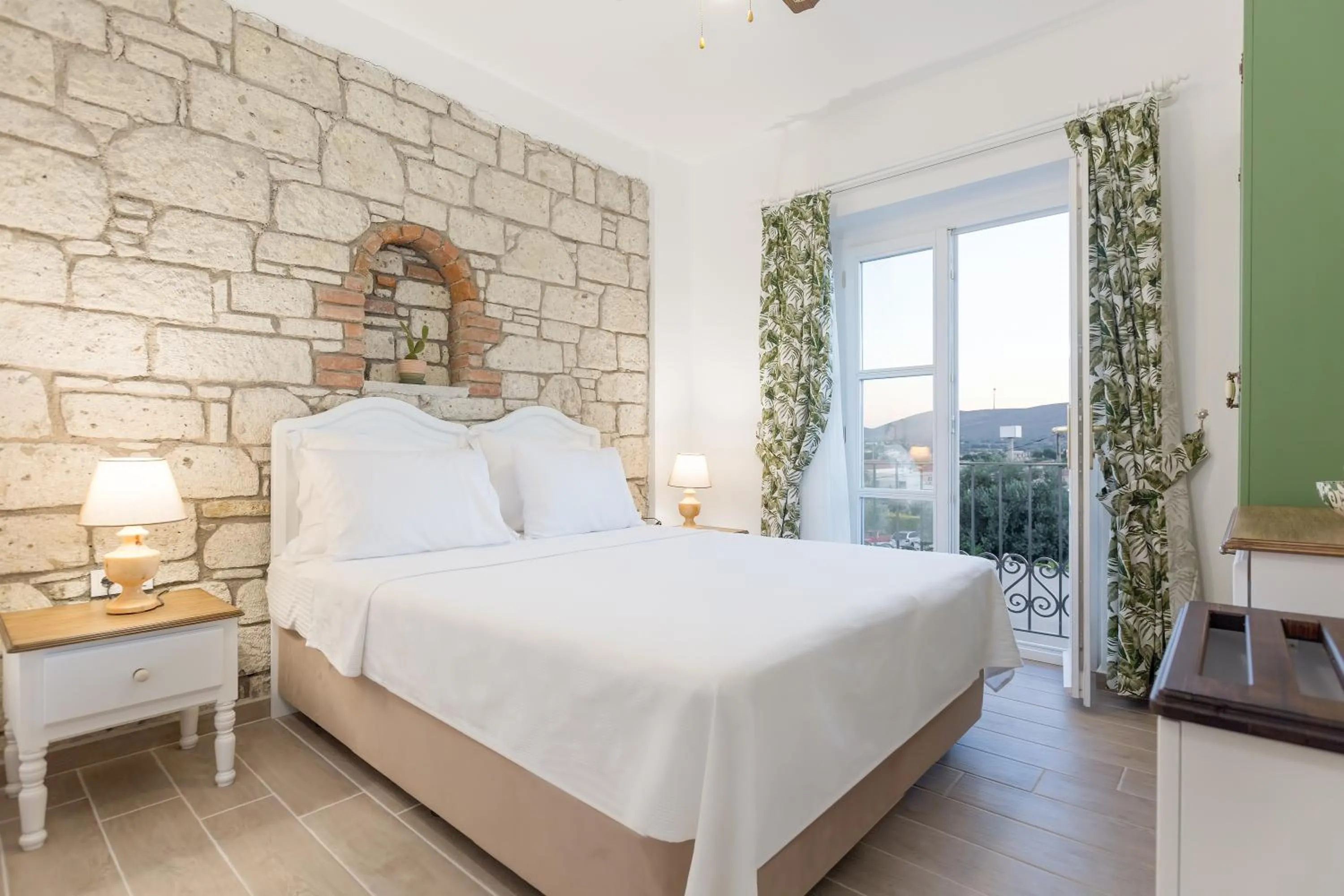 Pool view, Bed in Melekaki Alaçatı