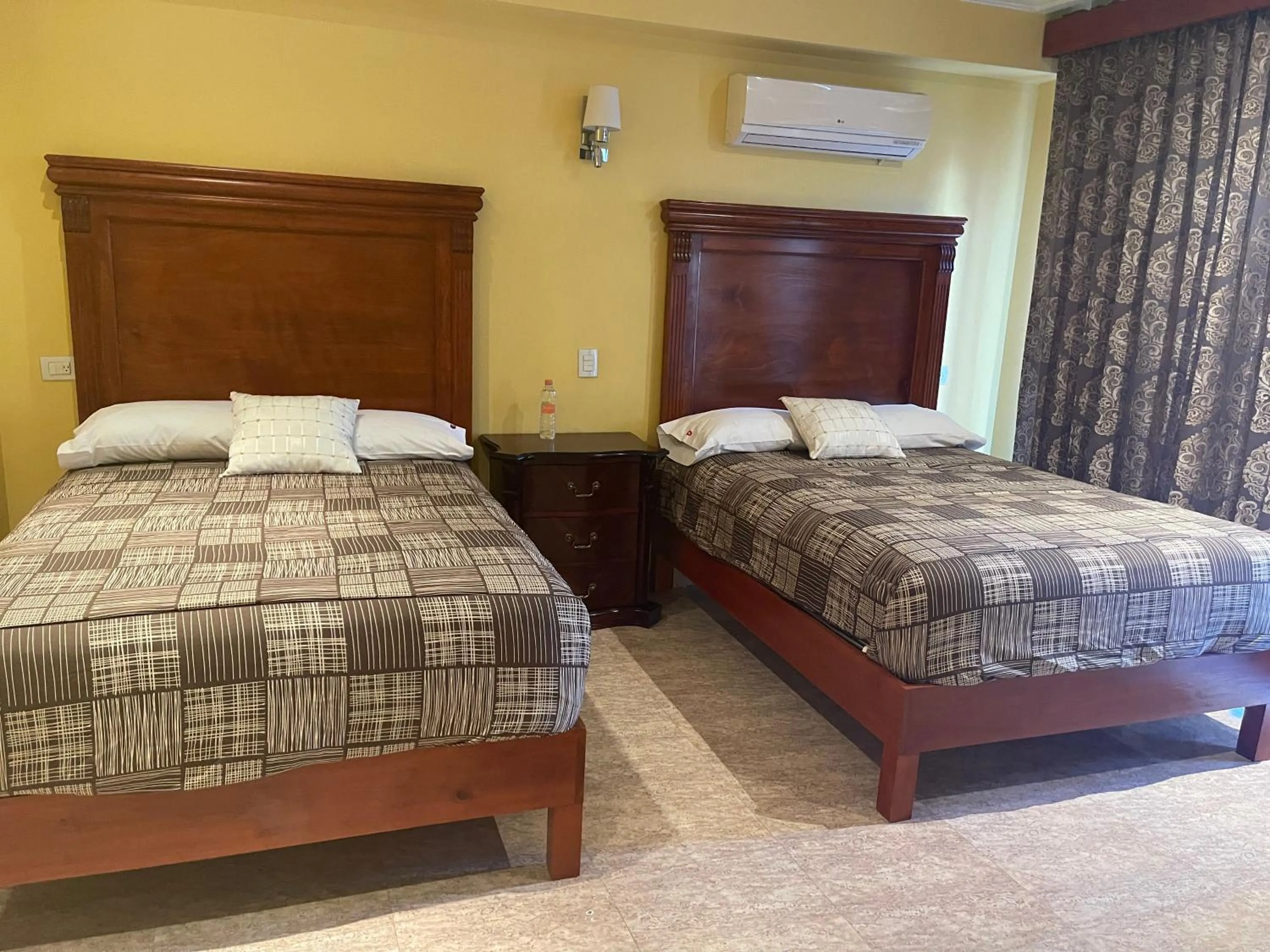 Bed in Hotel la finca