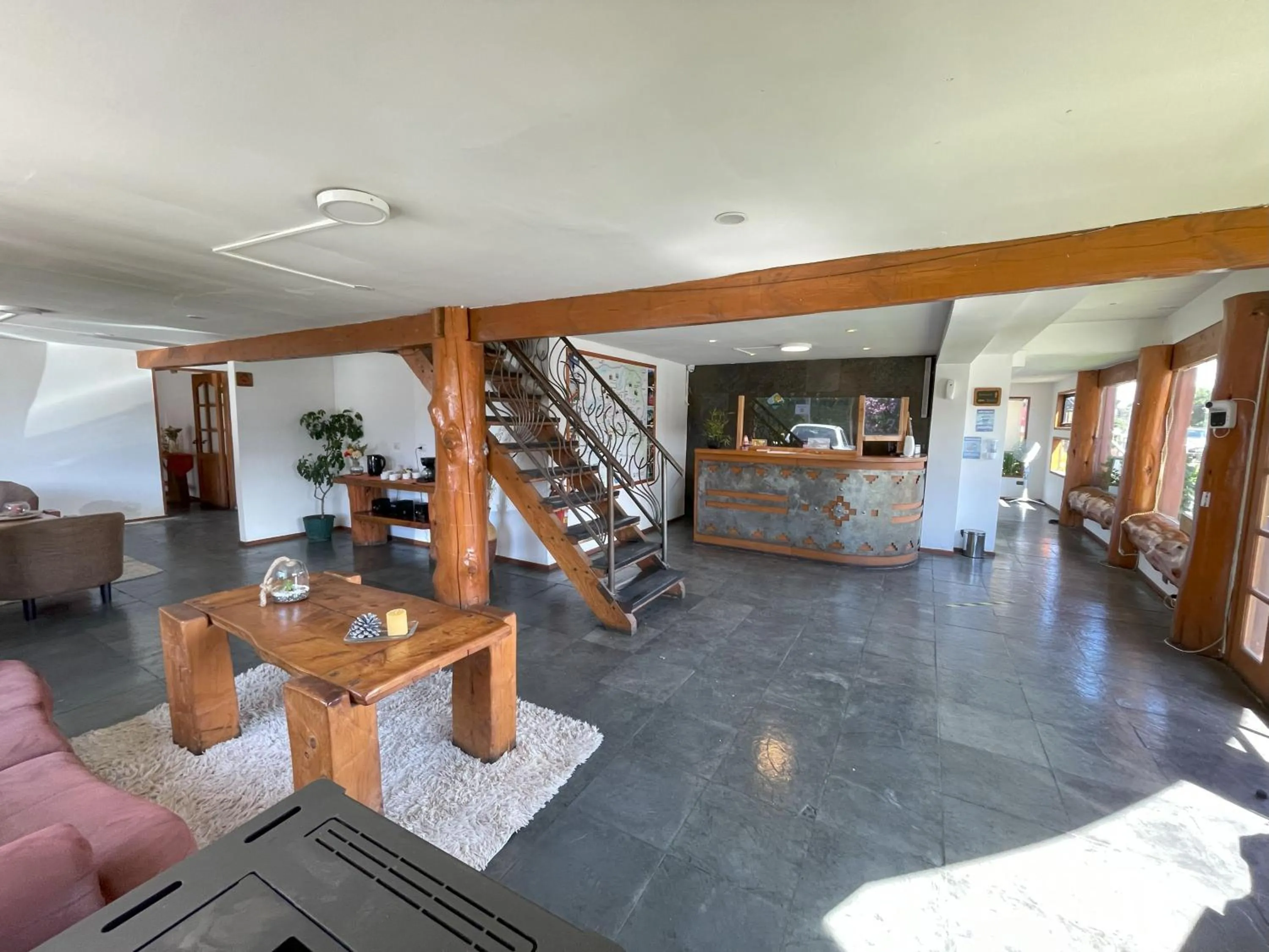 Hotel Kernayel
