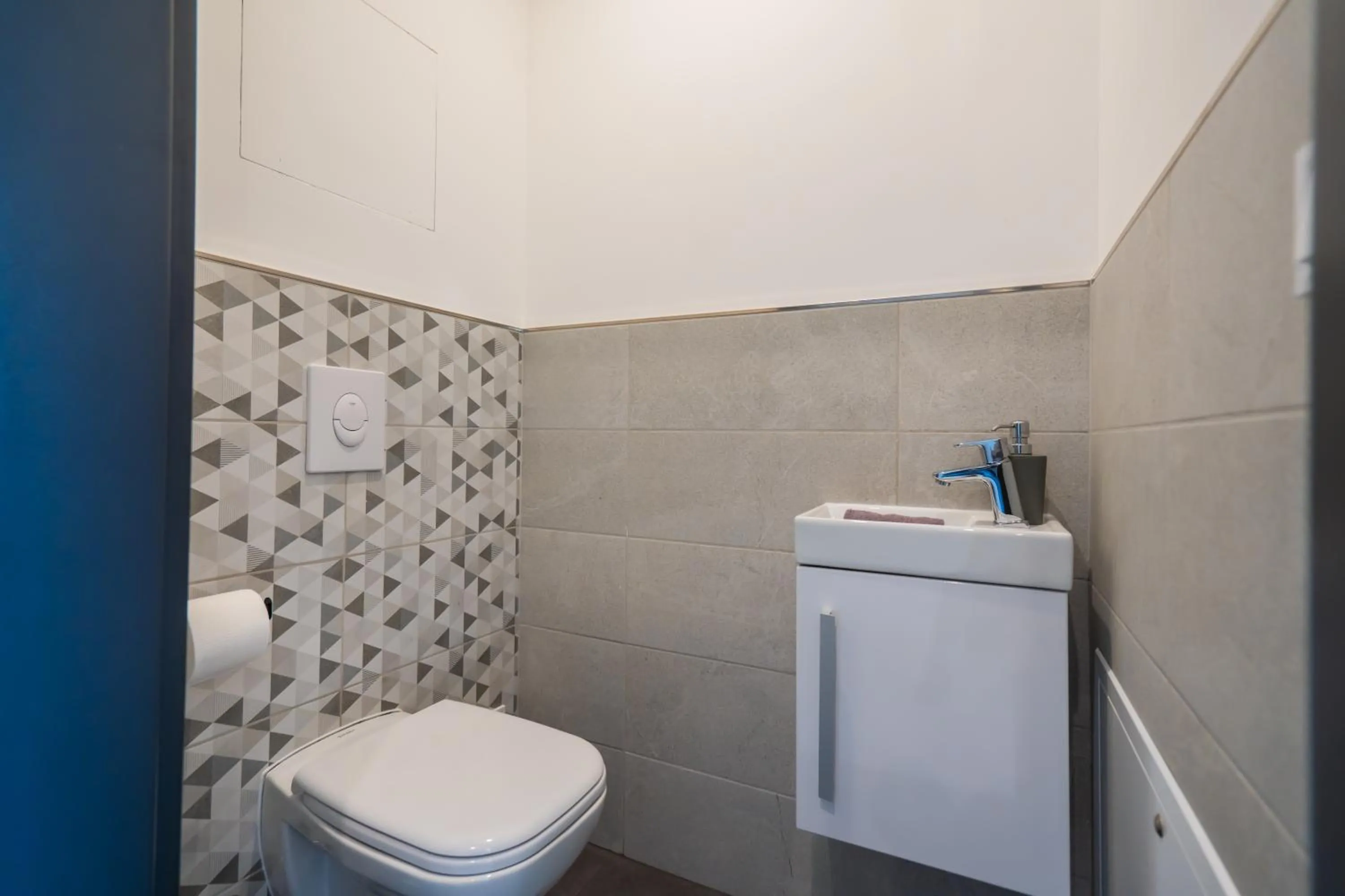 Toilet in MyFlat Casa Galerius Apartment