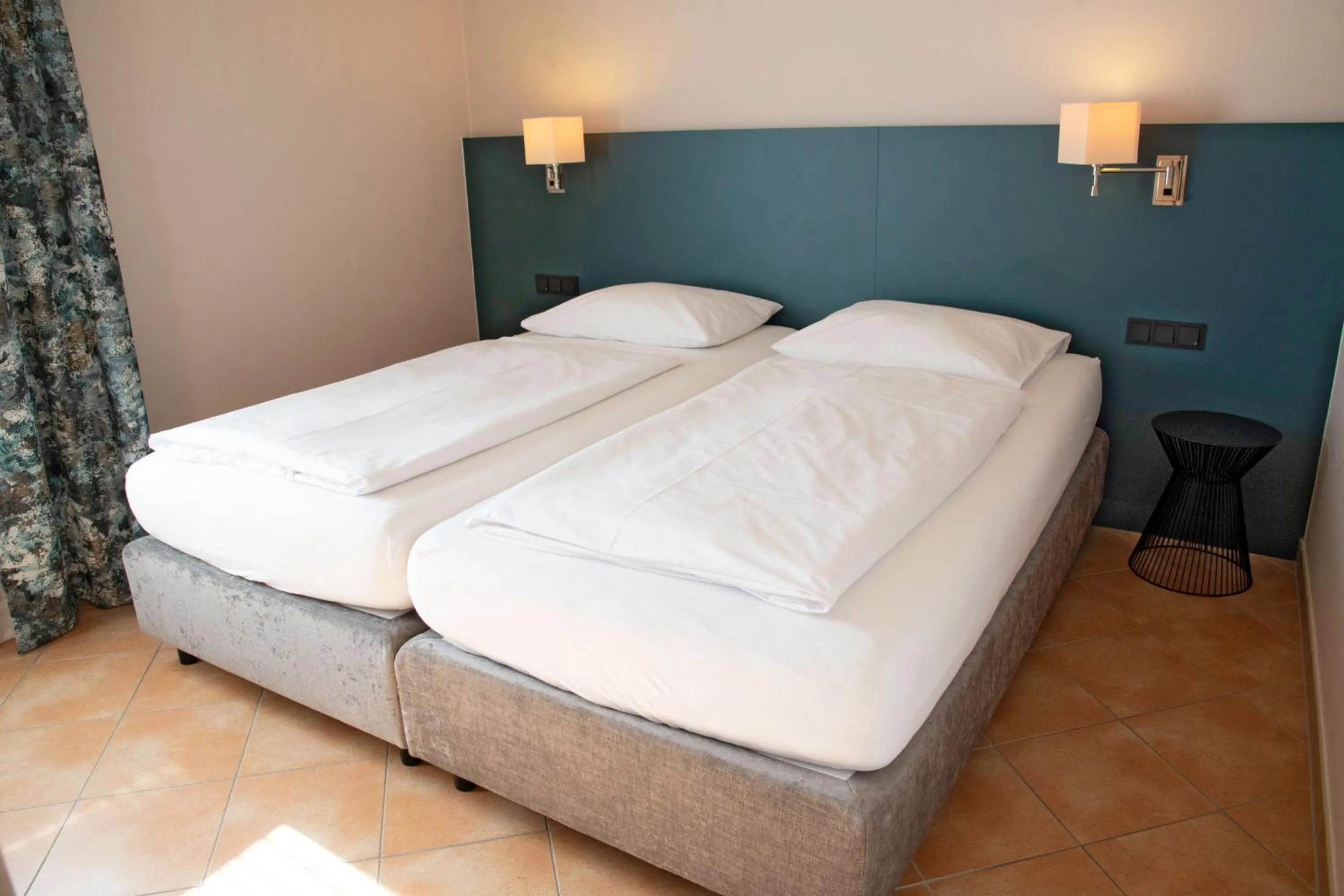 Photo of the whole room, Bed in Ringhotel Reubel