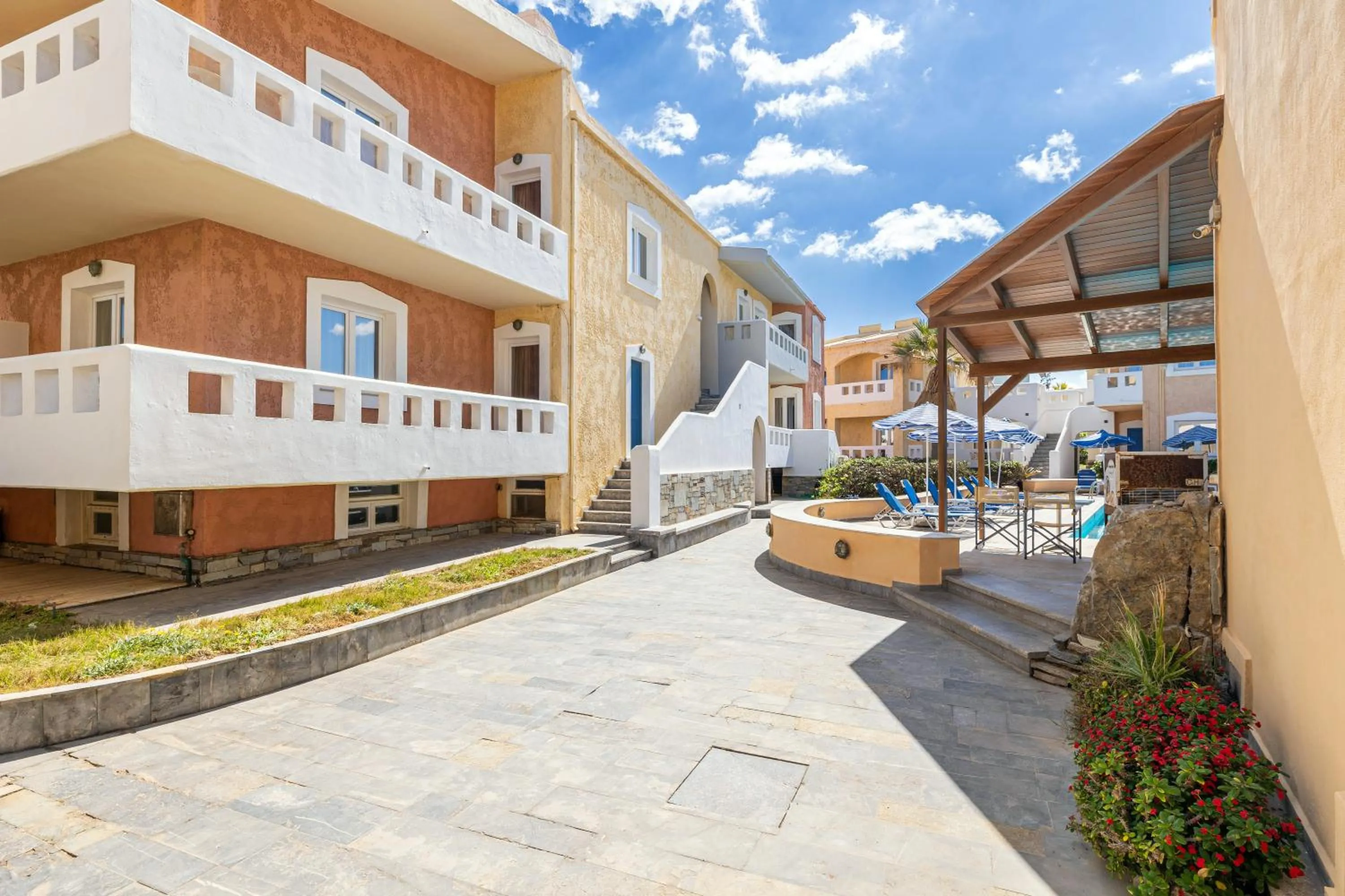 Niros Beachfront Aparthotel