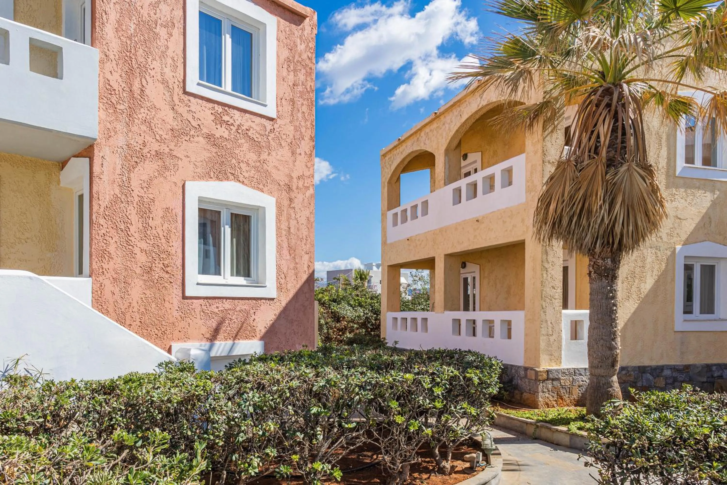 Niros Beachfront Aparthotel