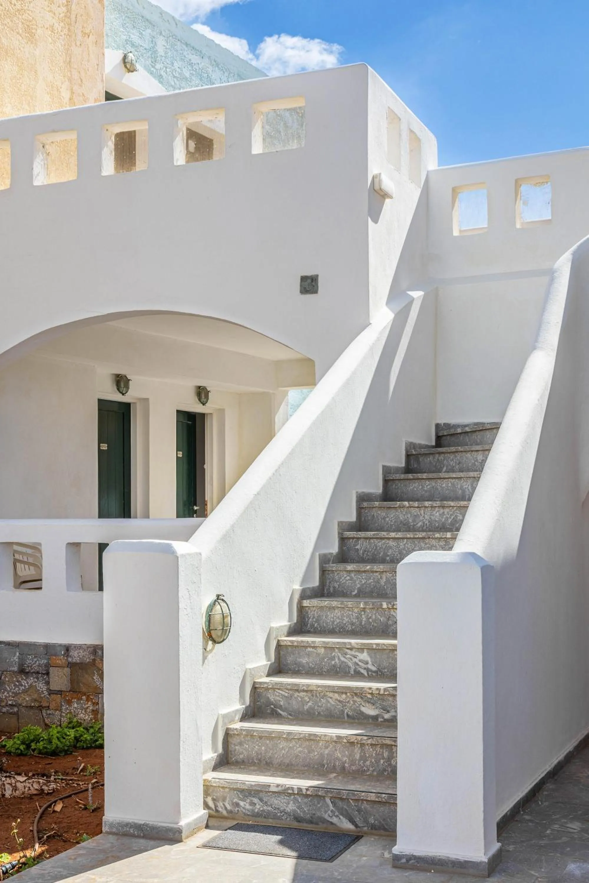 Niros Beachfront Aparthotel