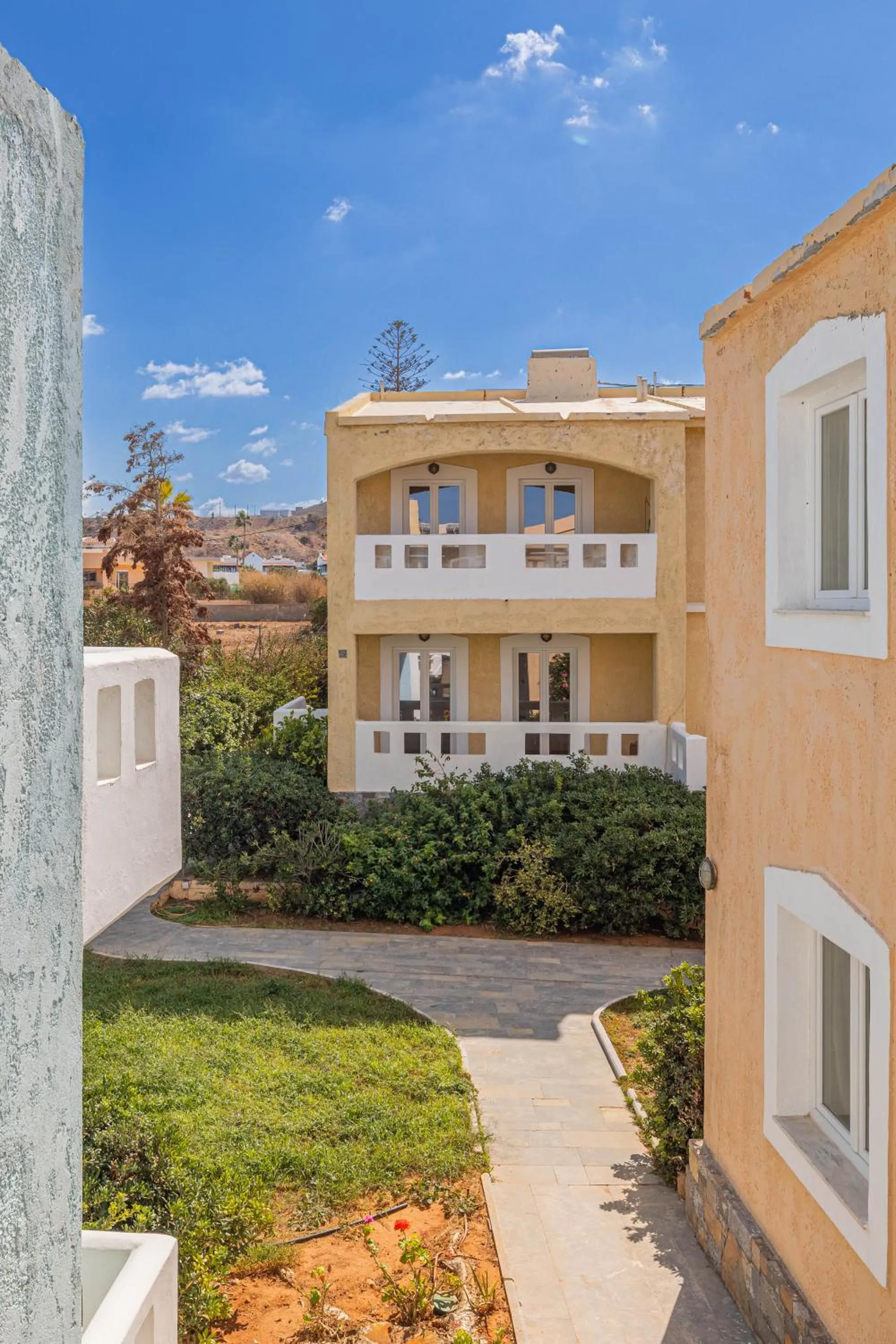 Niros Beachfront Aparthotel