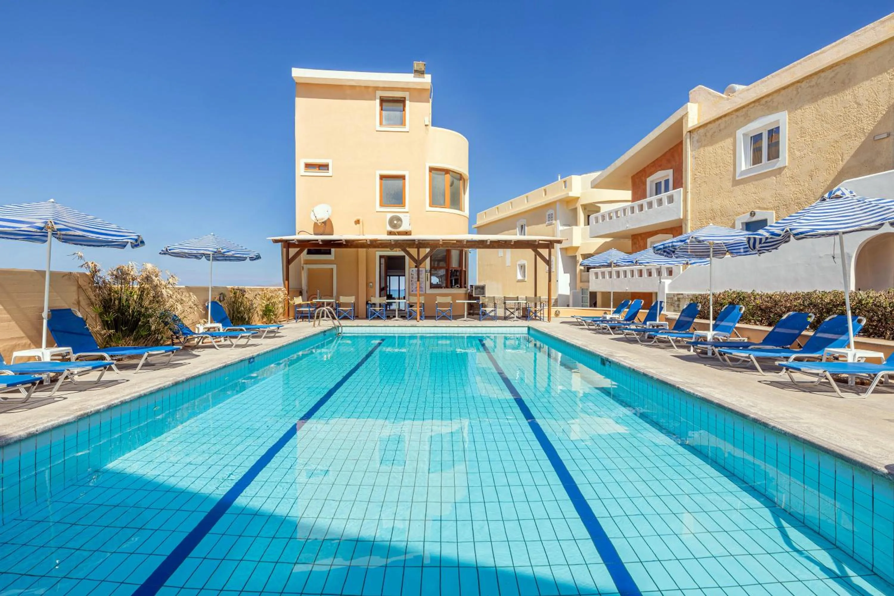 Niros Beachfront Aparthotel