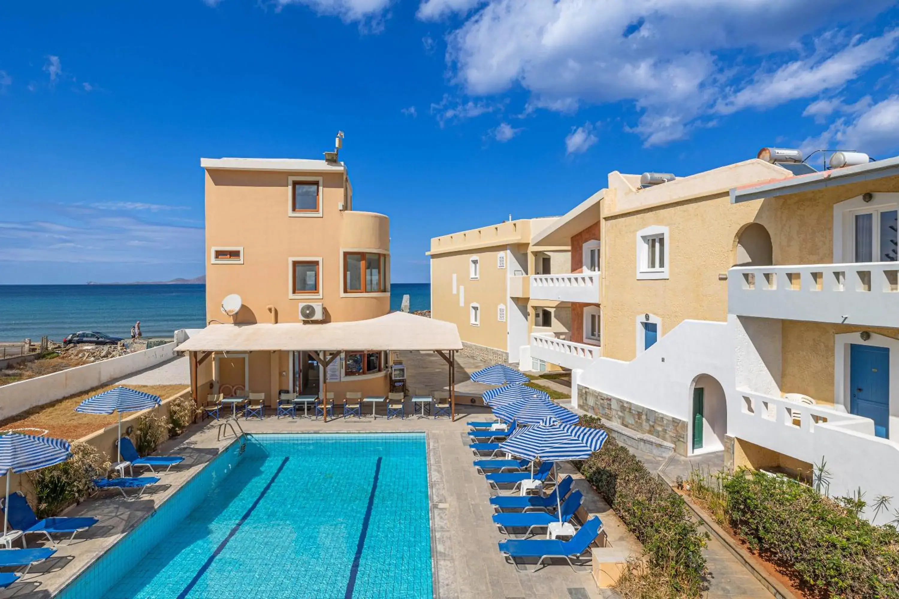 Niros Beachfront Aparthotel Niros Beachfront Aparthotel