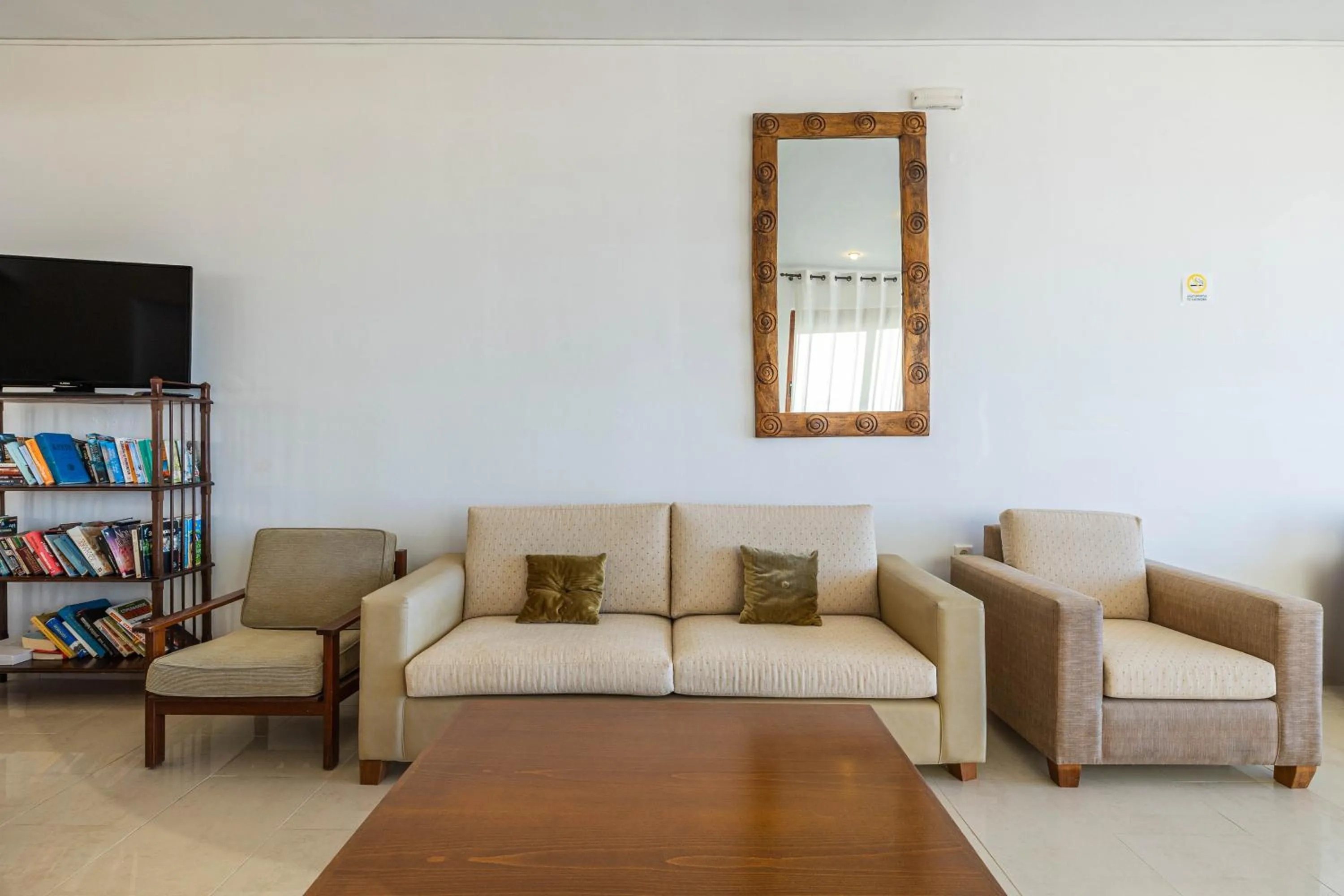 Niros Beachfront Aparthotel