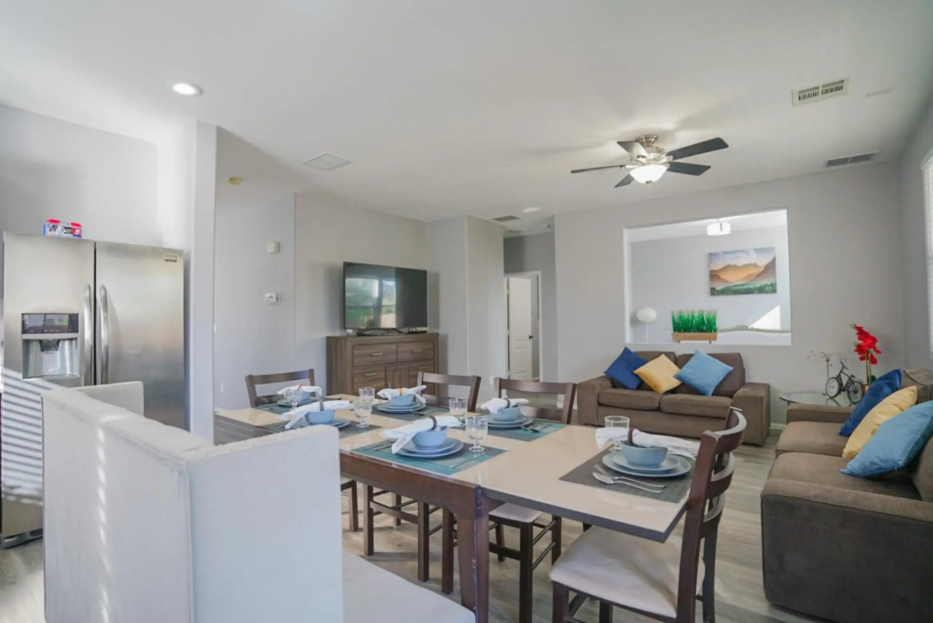 2400SqFt House 6beds 3bath Pool table BBQ 2400SqFt House 6beds 3bath Pool table BBQ