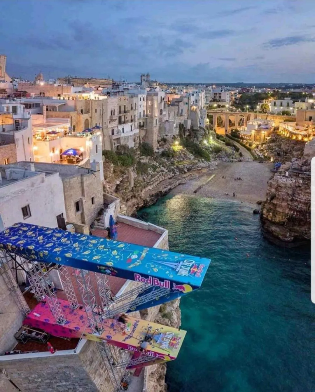 Property building in White Suite Polignano 08