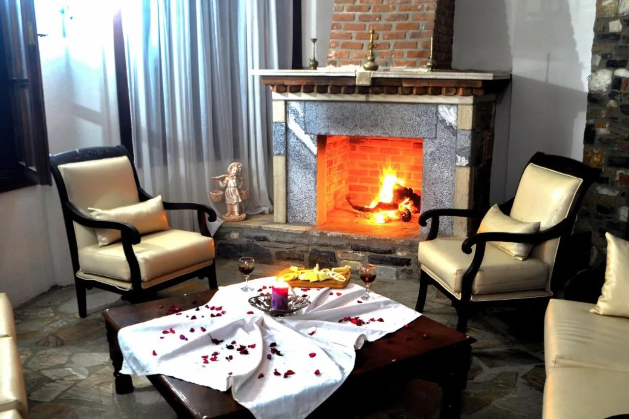 Seating area in Pir Efes Konakları