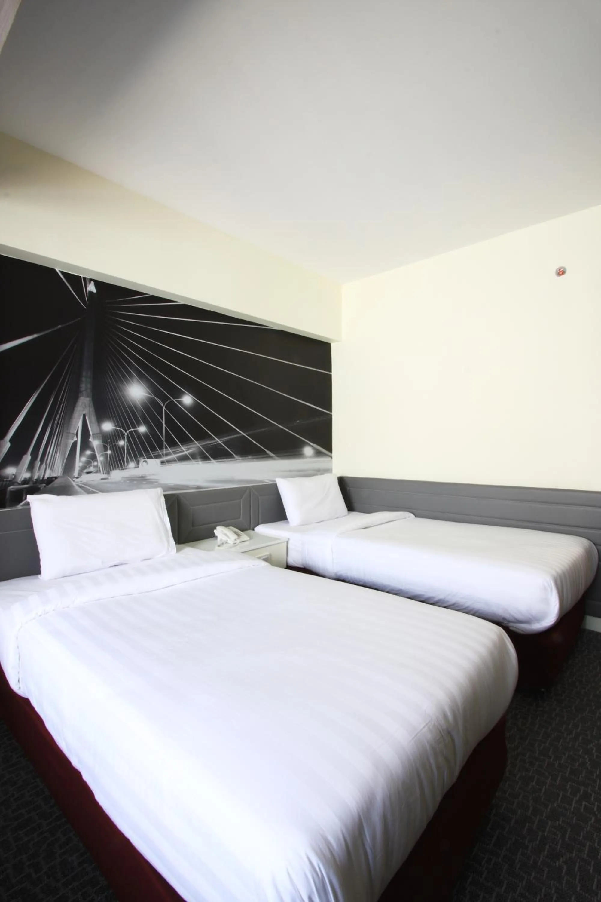 Bedroom, Bed in Royal Delight Hotel