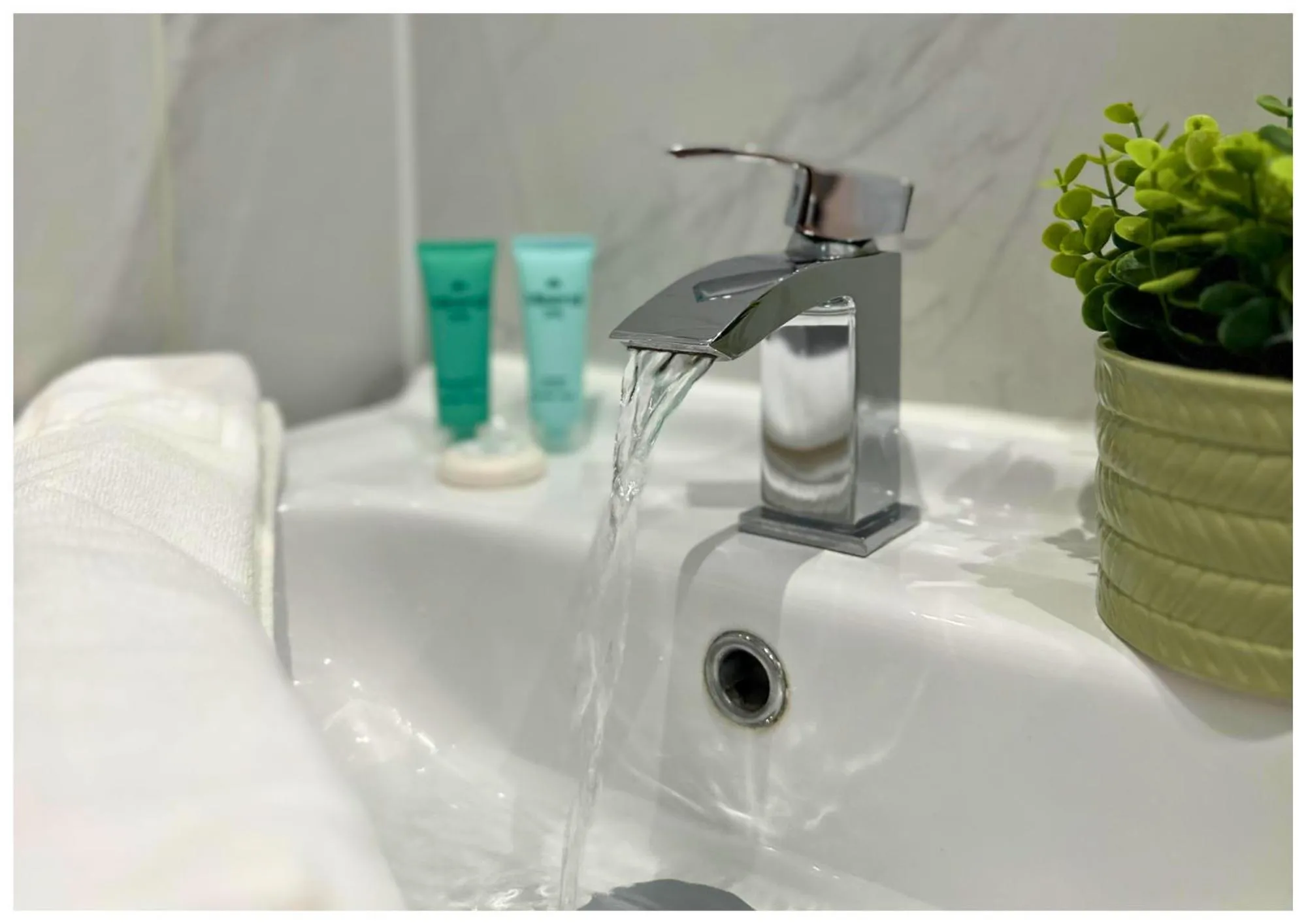 Bathroom in 16 Queen Avenue Collection by Happy Days