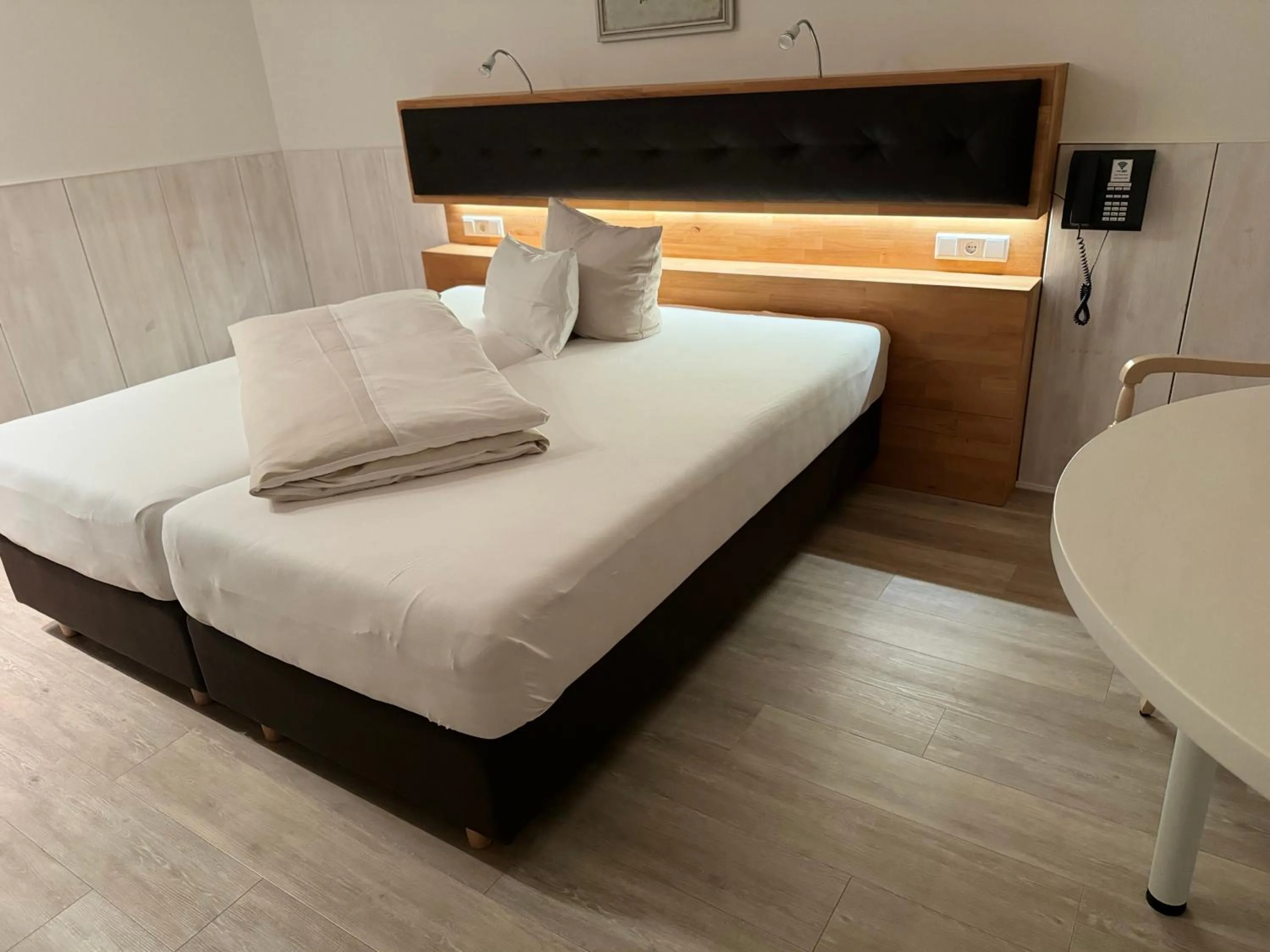 Bedroom, Bed in Hotel Haase