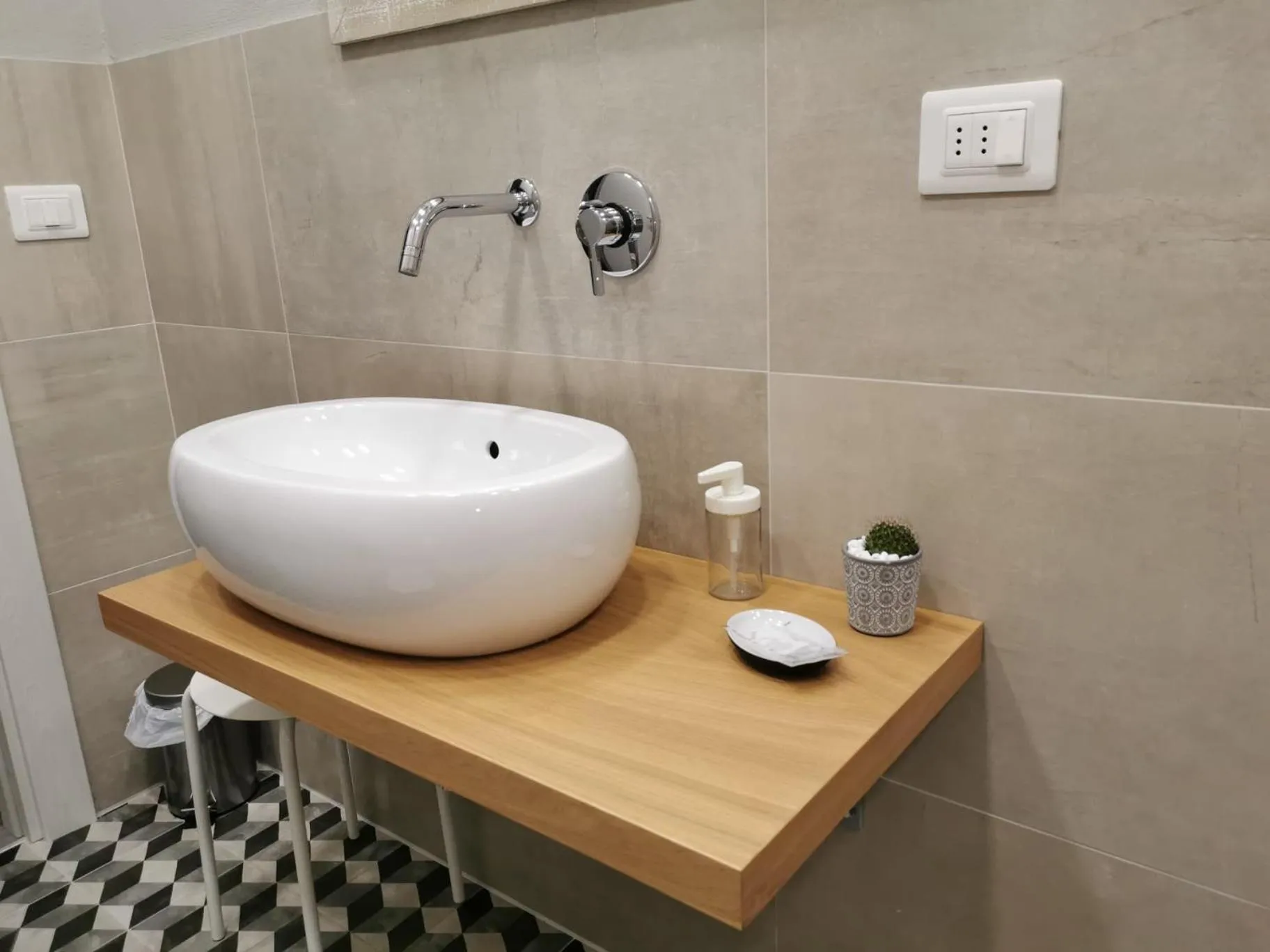 Bathroom in B&B TrentaQuattro