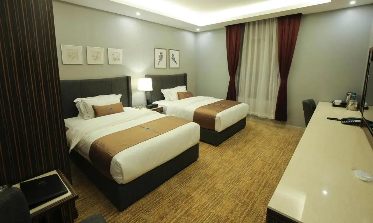 Bed in DuVille Inn Bed in DuVille Inn