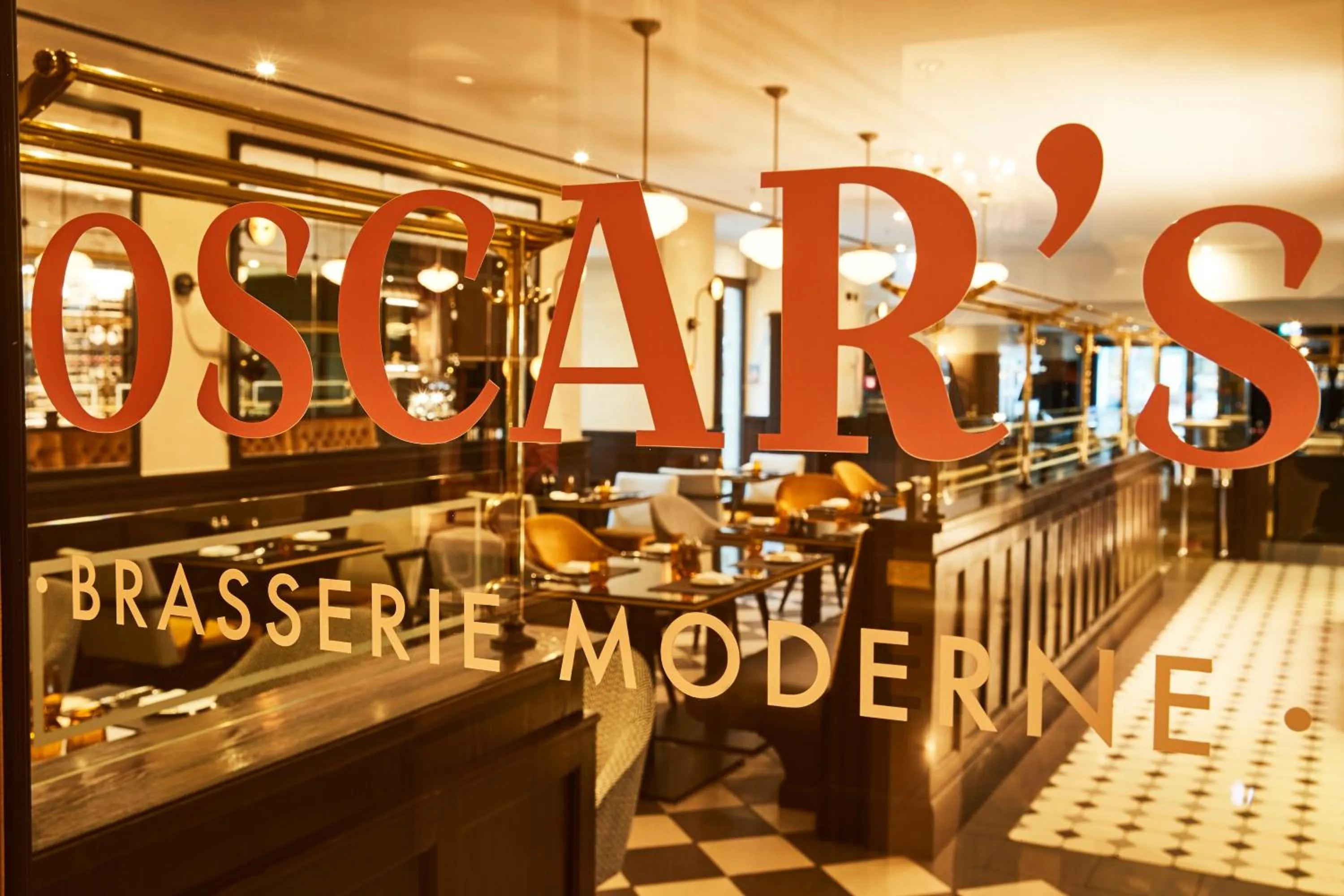 Restaurant/places to eat in Steigenberger Icon Frankfurter Hof