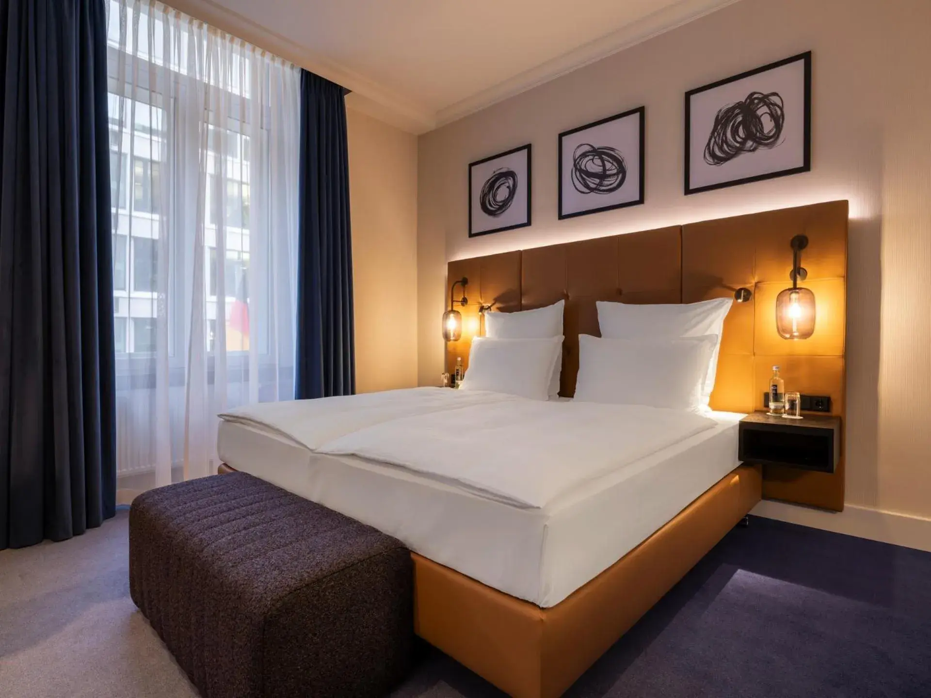 Bedroom, Bed in Steigenberger Icon Frankfurter Hof Bedroom, Bed in Steigenberger Icon Frankfurter Hof