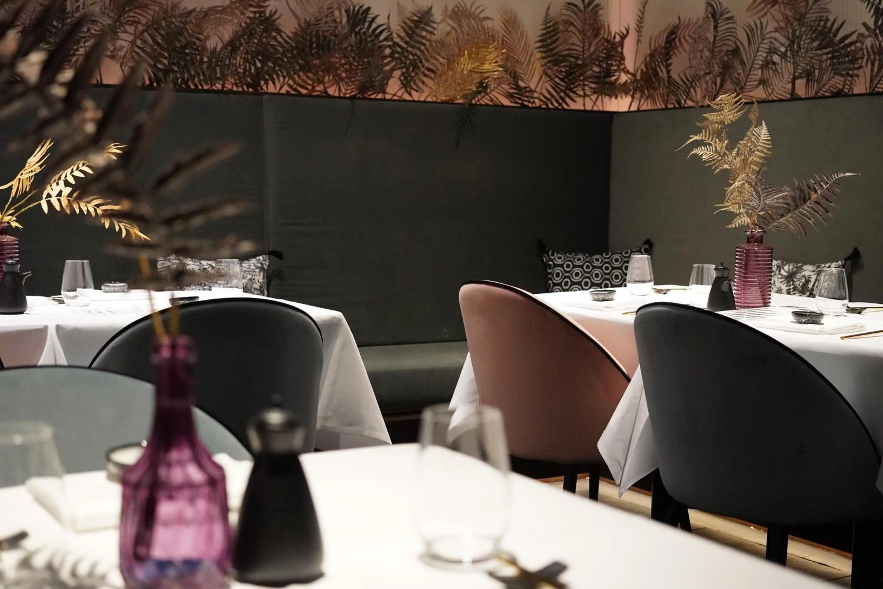 Restaurant/places to eat in Steigenberger Icon Frankfurter Hof