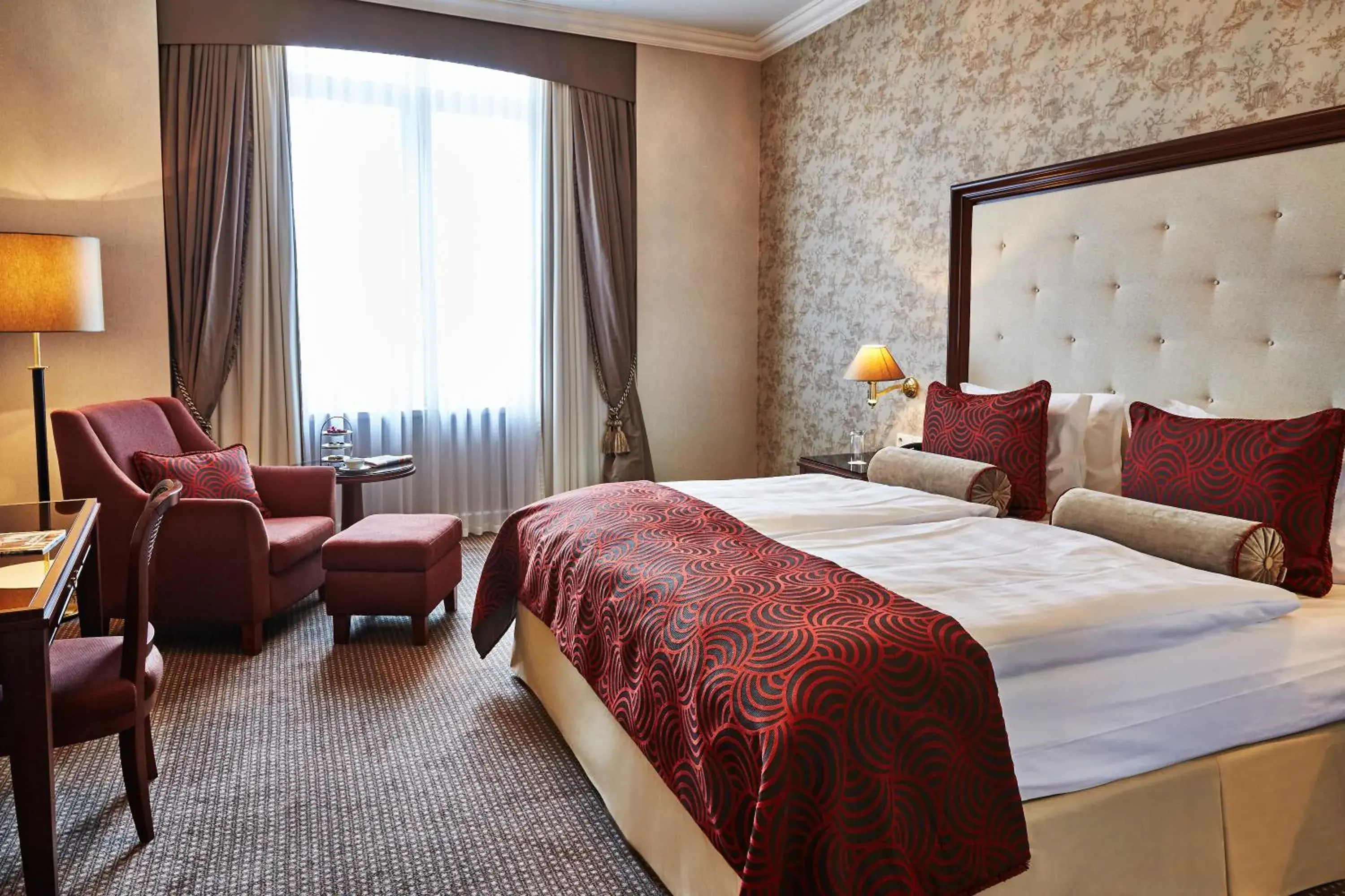 Bed in Steigenberger Icon Frankfurter Hof Bed in Steigenberger Icon Frankfurter Hof