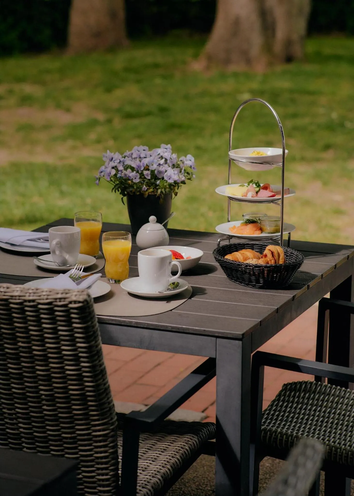 Breakfast in Steigenberger Hotel Treudelberg Hamburg