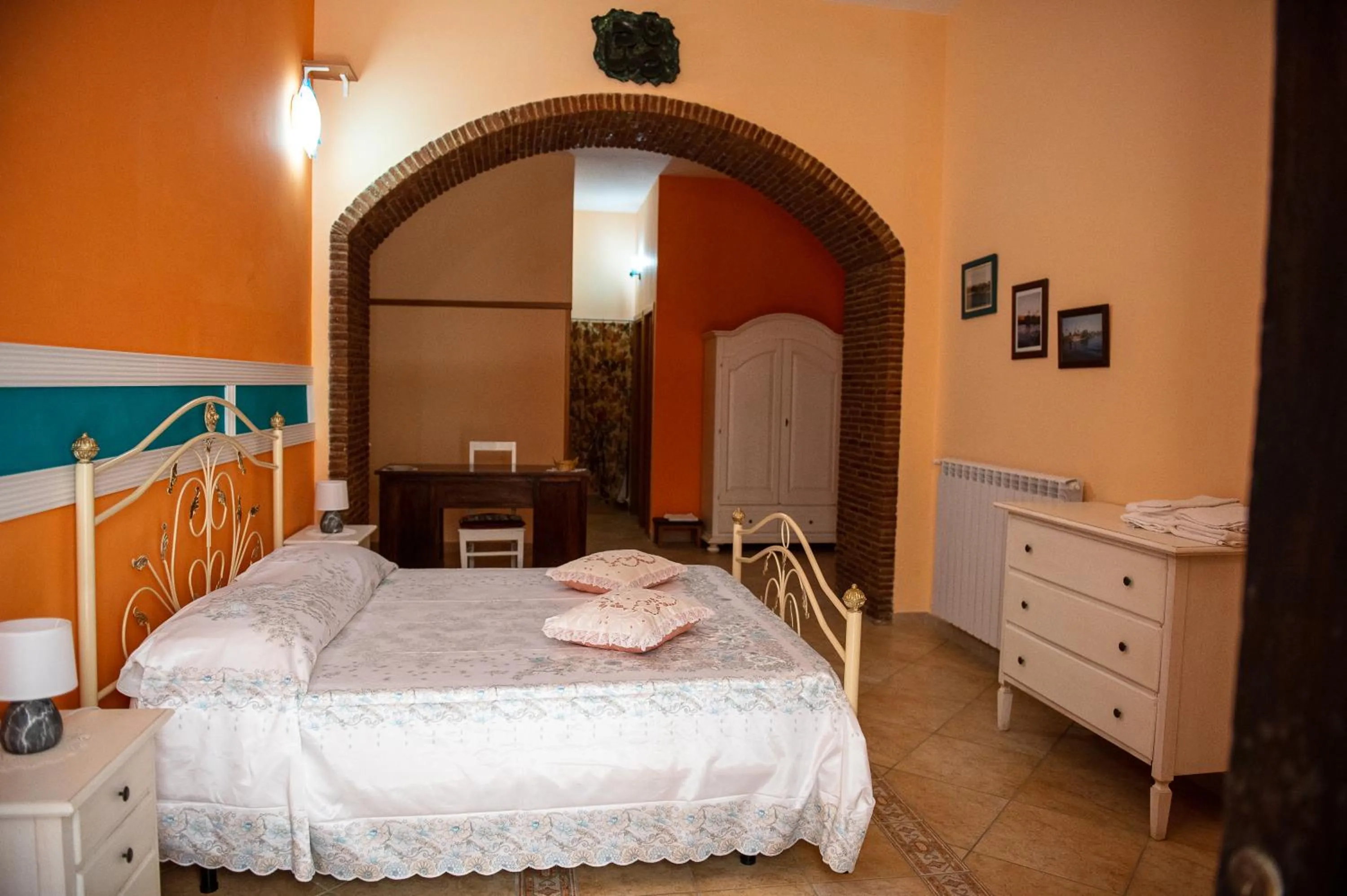 Bed in Mandevilla Home