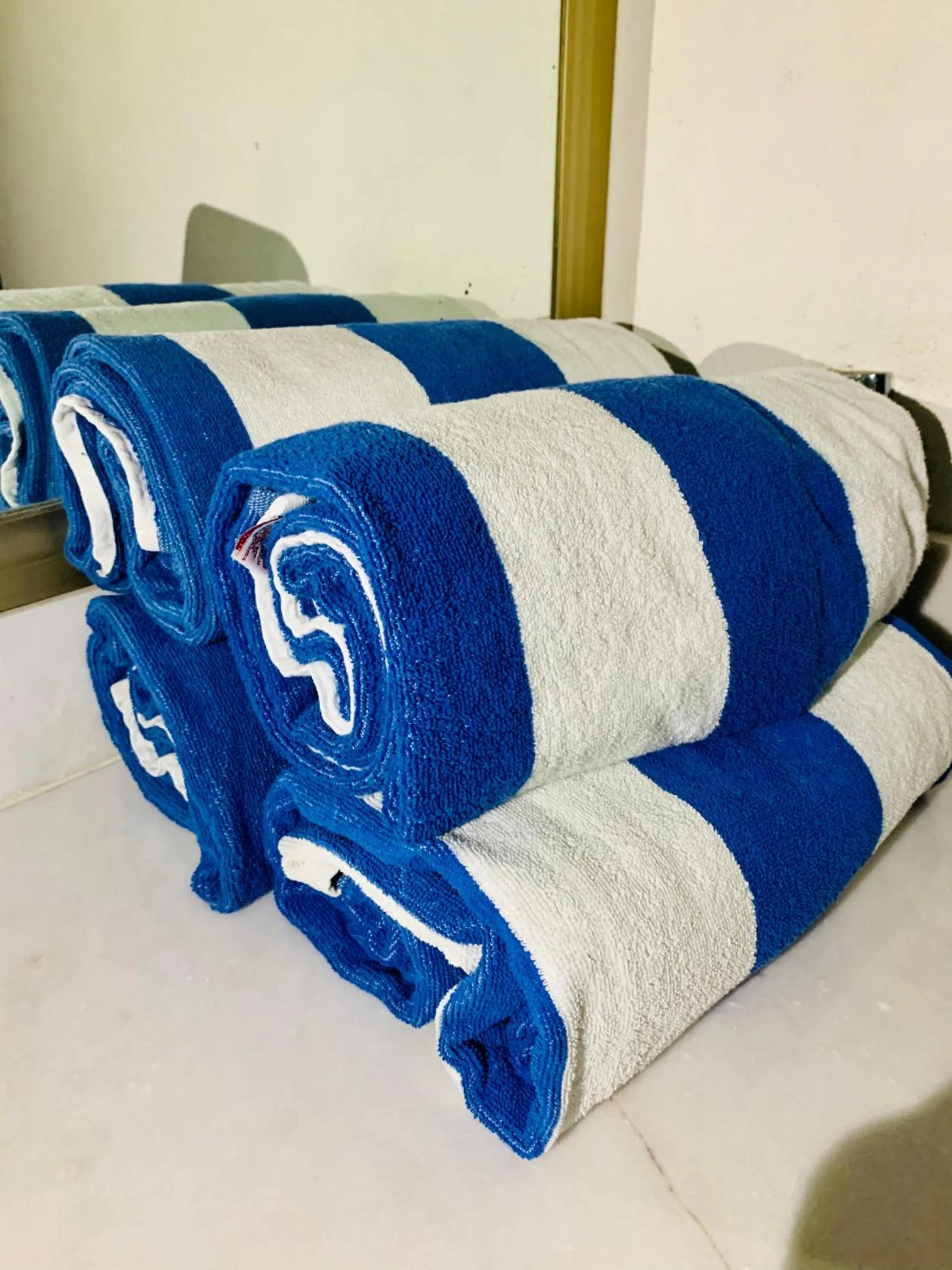 Bed in VILLA PARA 5P 4A 1M dentro del Hotel a un lado del Krystal IXTAPA Con Playa WiFi