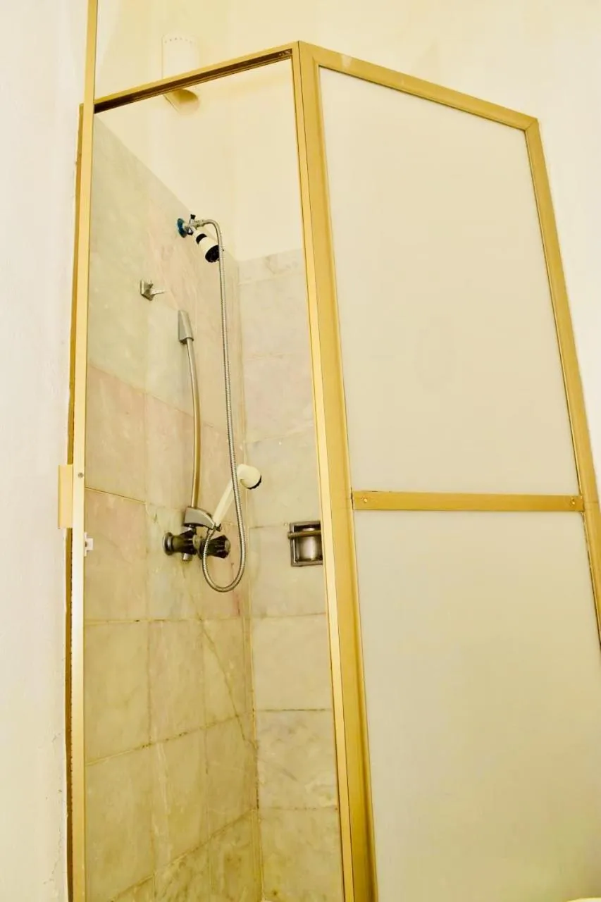 Bath in VILLA PARA 5P 4A 1M dentro del Hotel a un lado del Krystal IXTAPA Con Playa WiFi