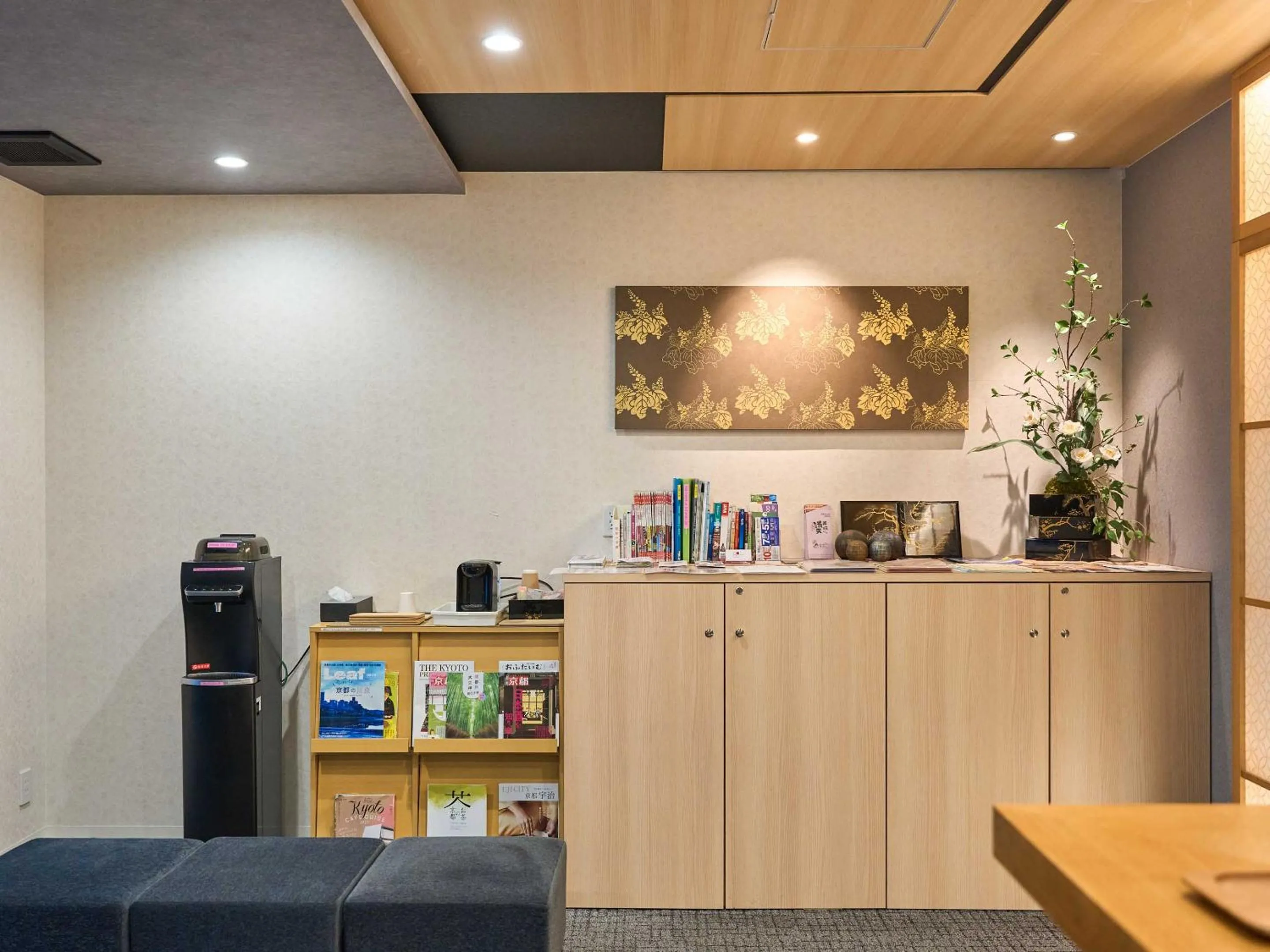 Lobby or reception in Hotel GOCO stay Kyoto Shijo Kawaramachi