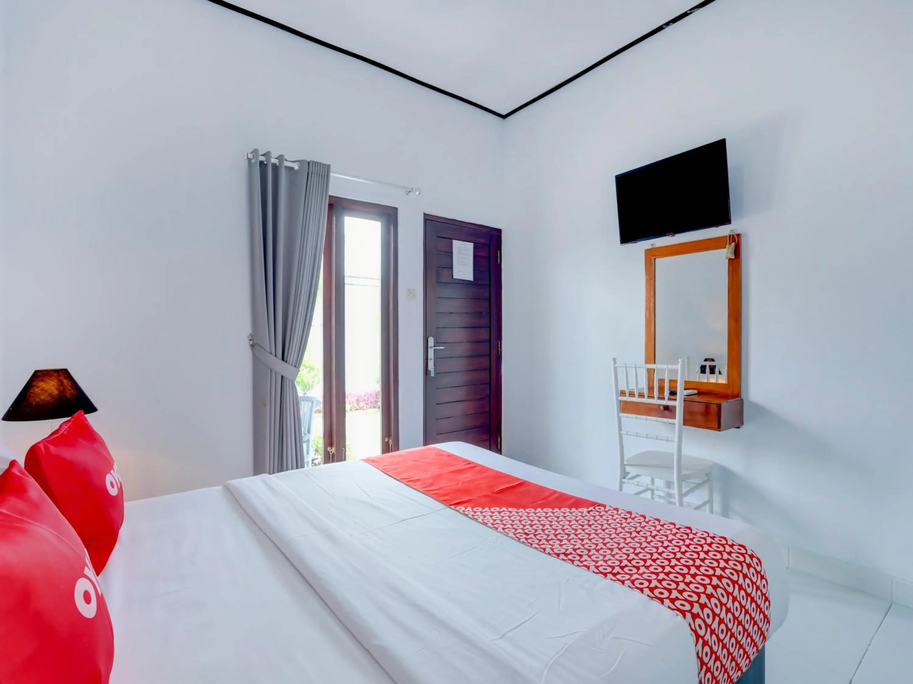Bedroom, Bed in Bahtera Guest House