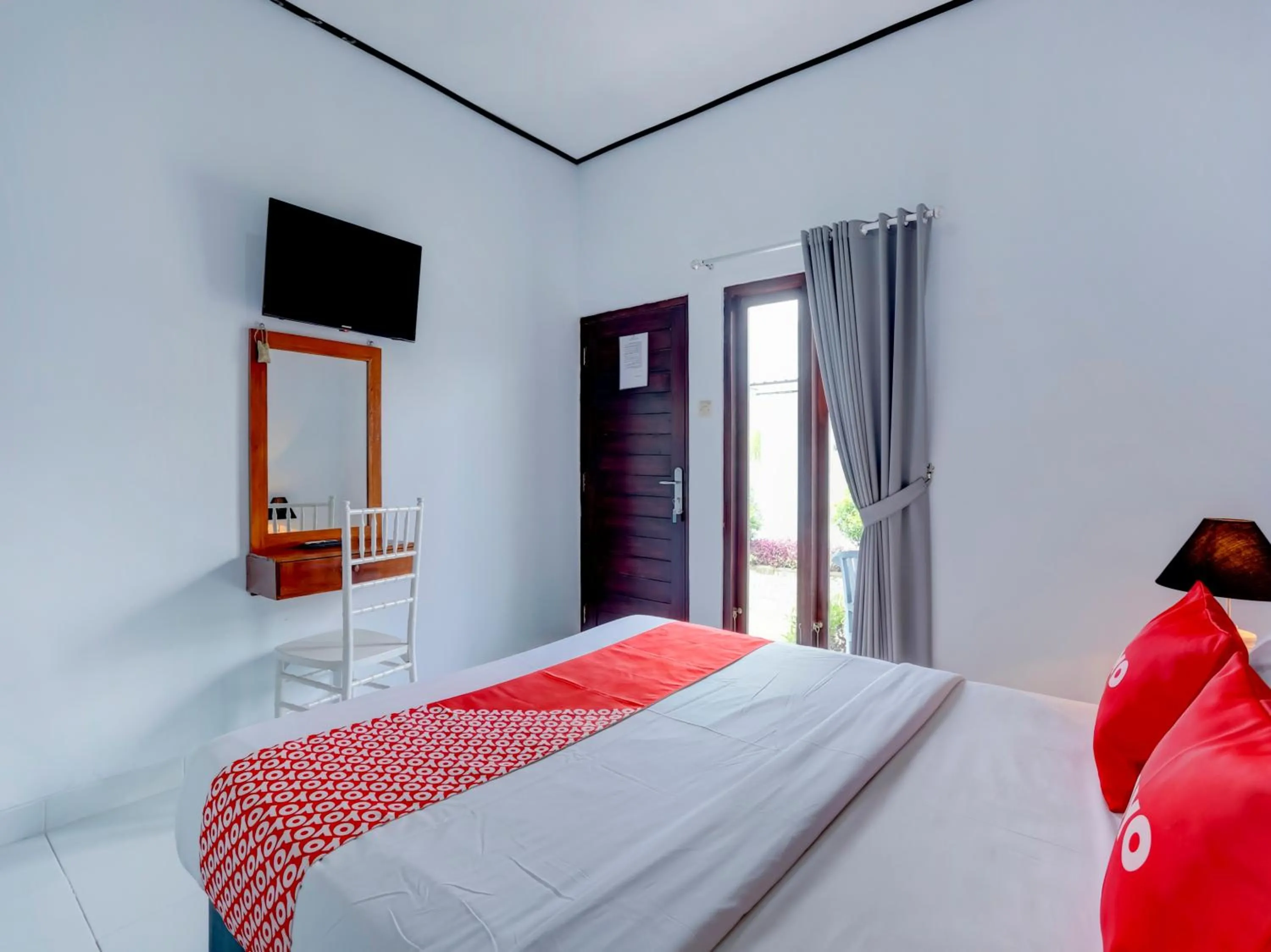 Bedroom, Bed in Bahtera Guest House