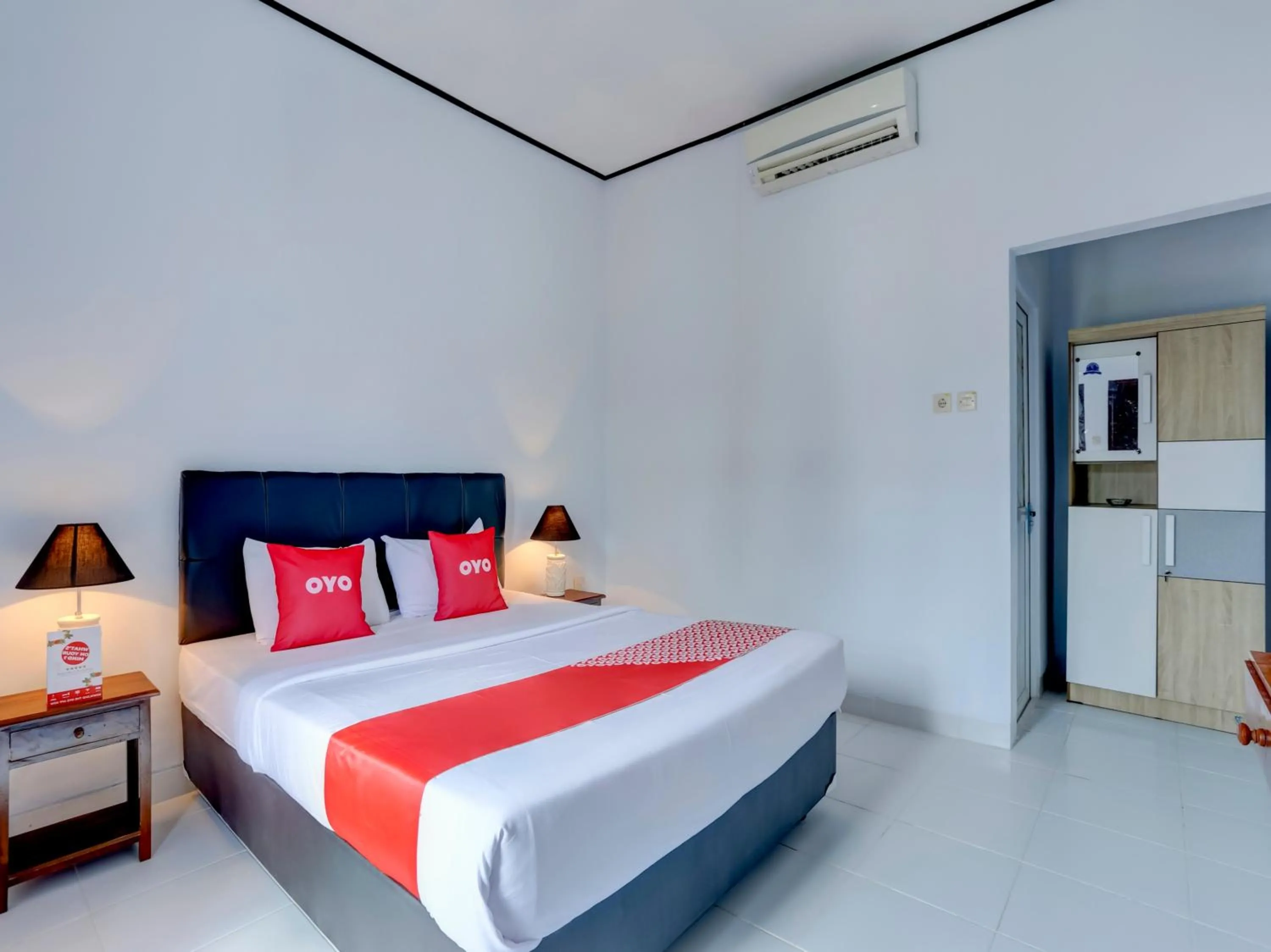 Bedroom, Bed in Bahtera Guest House