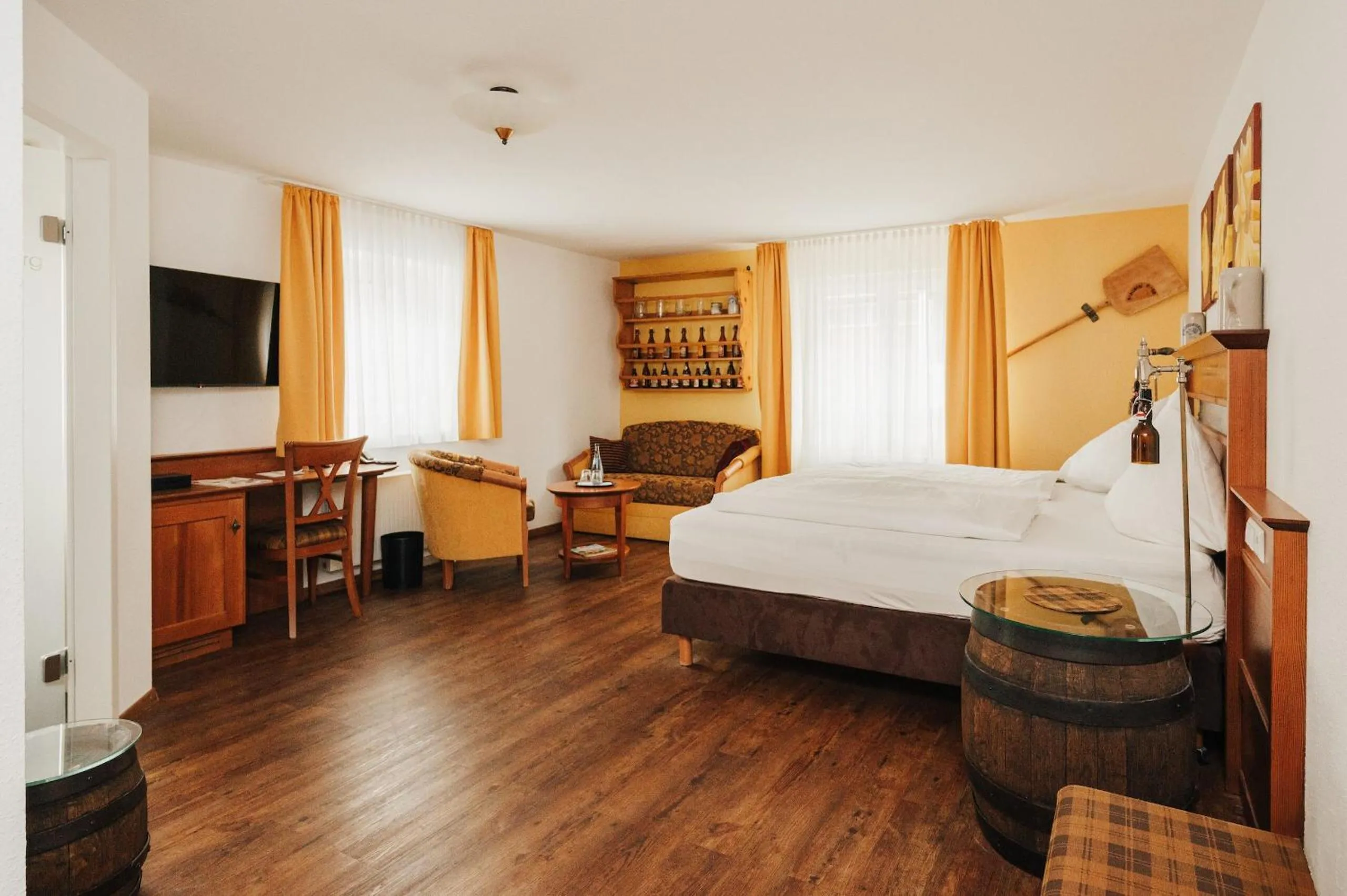 Bed in Landgasthof & Hotel zur Rose Berg