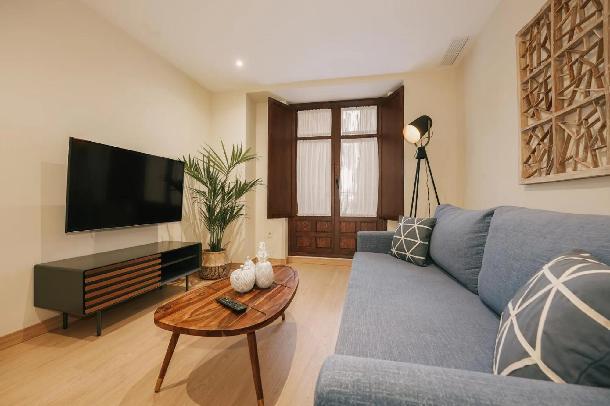 Seating area in Debambú Atarazanas