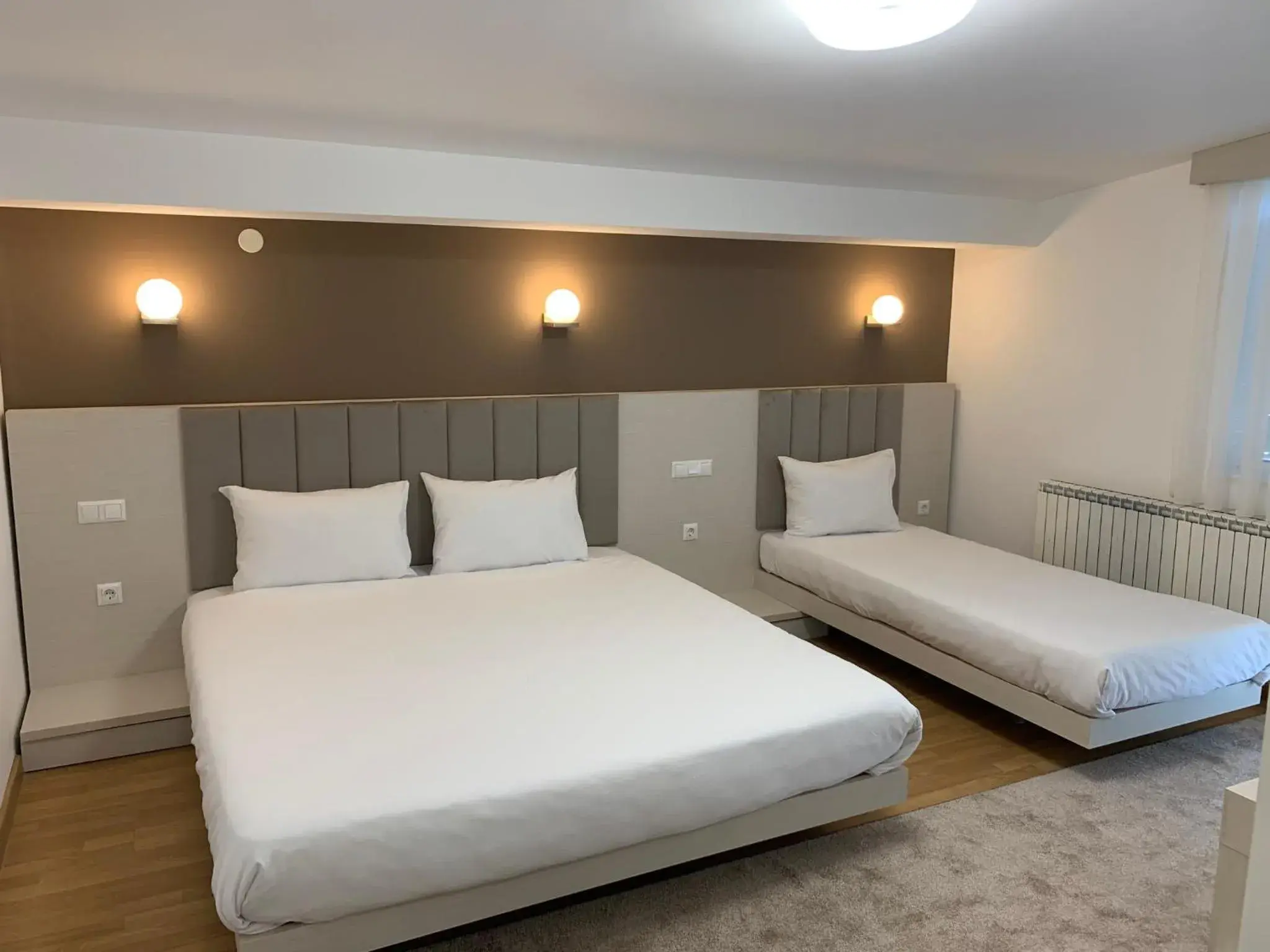 Deluxe Triple Room in Royal L Hotel Deluxe Triple Room in Royal L Hotel