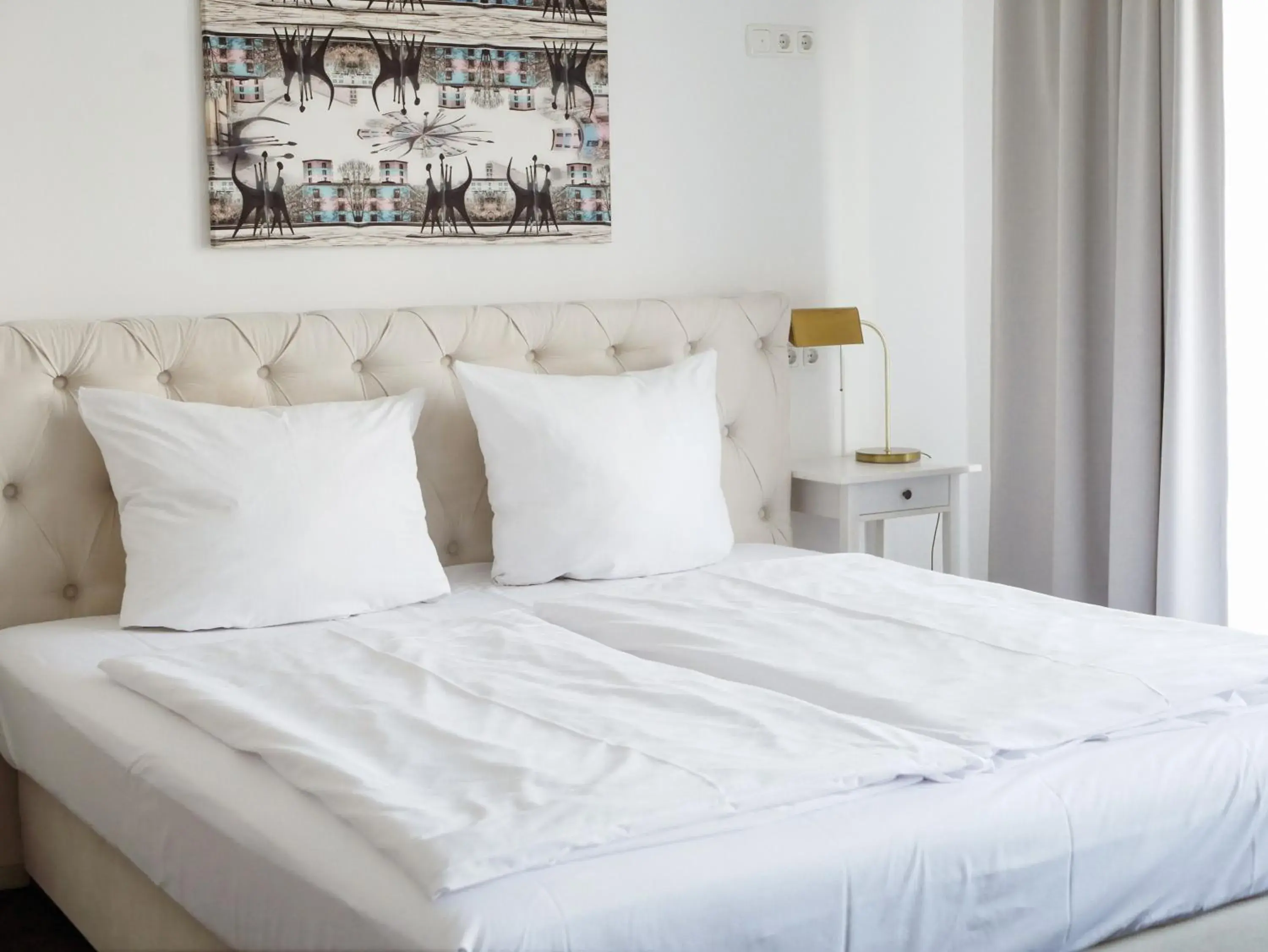 Bed in Les Nations Bed in Les Nations